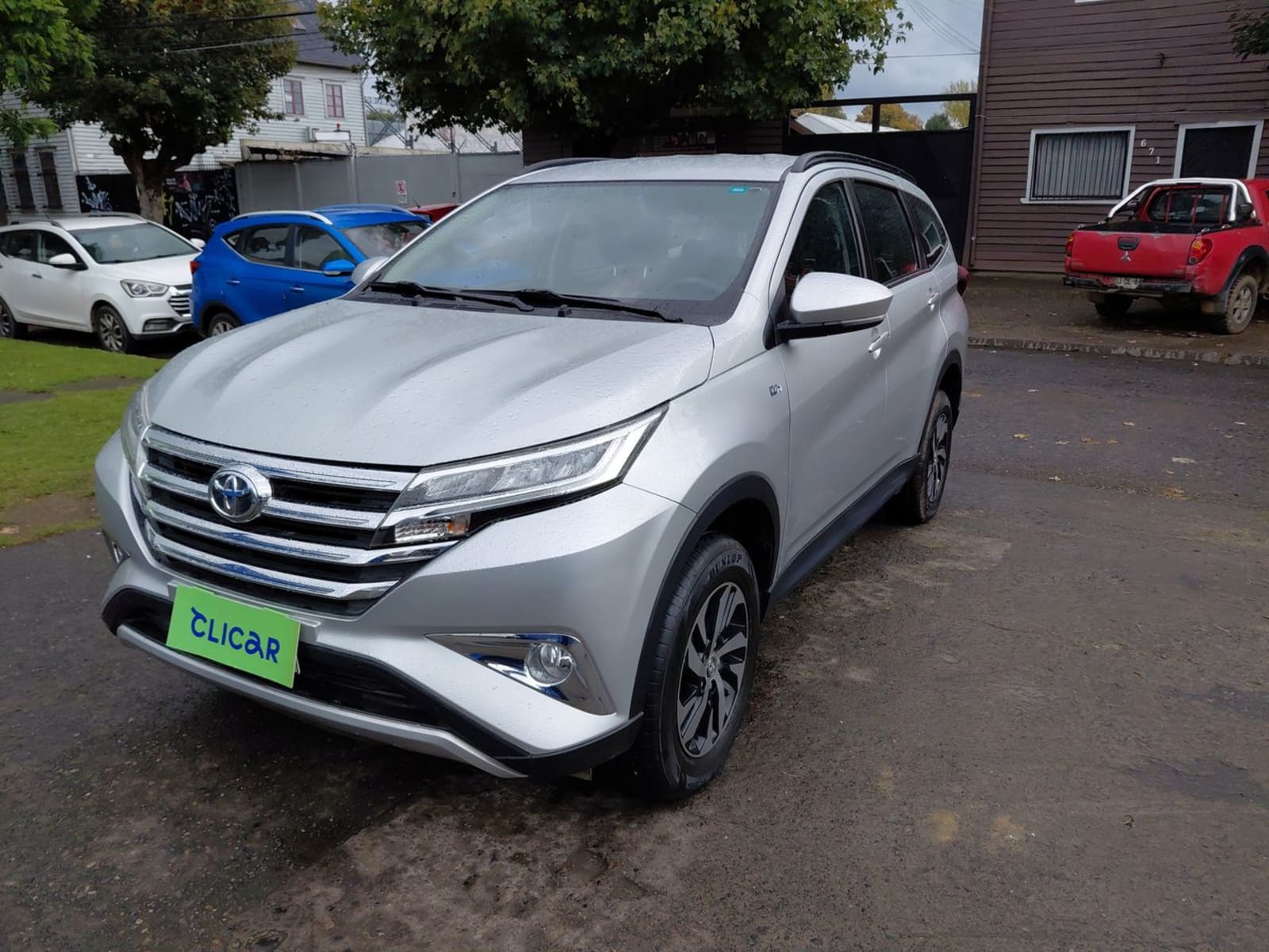Toyota Rush 1.5 Xli 4x2 Mt 5p 2022 - Imagen 3 de 8