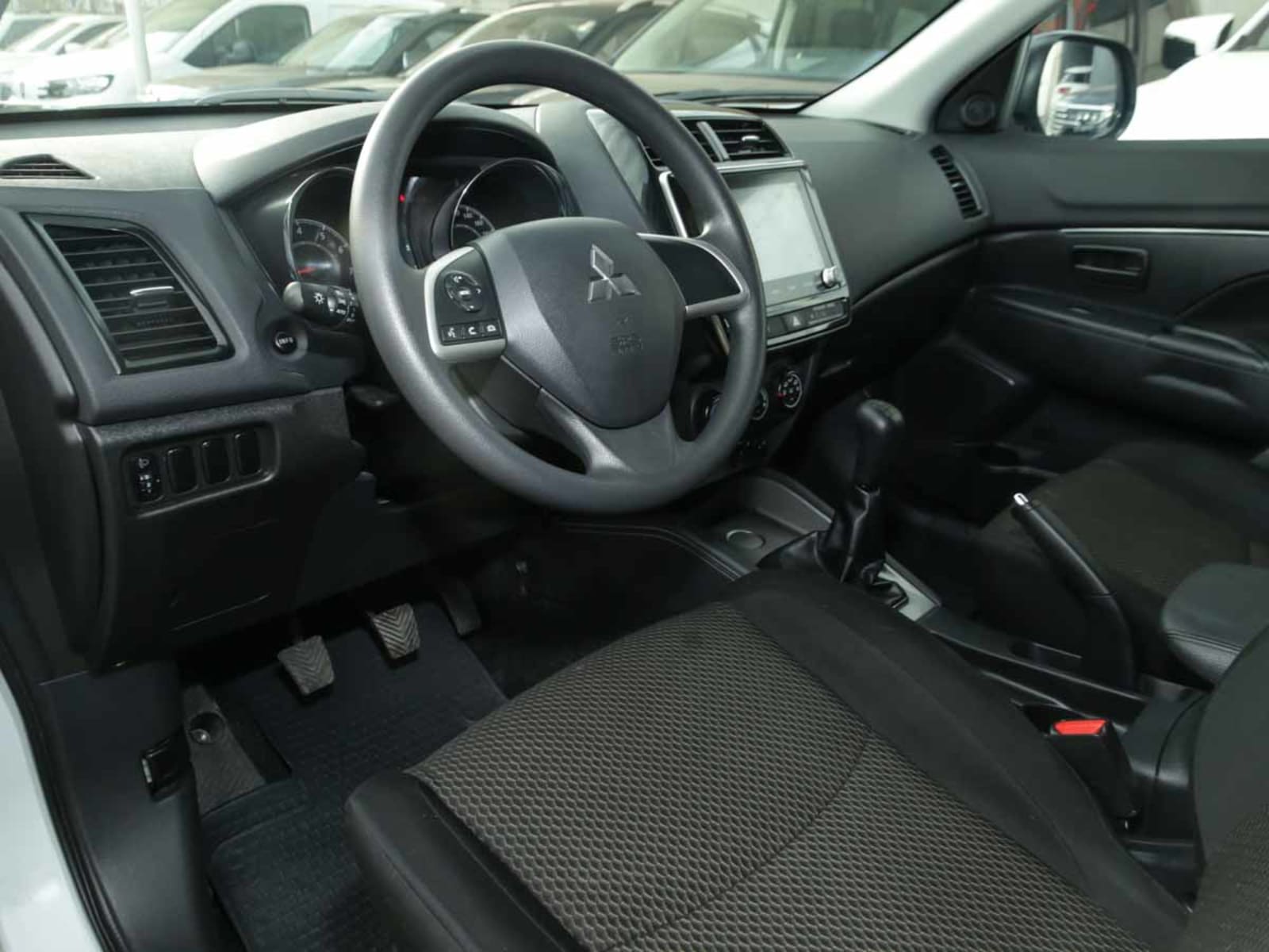 MITSUBISHI ASX 1.6 4X2 MT 2025 - Imagen 8 de 13