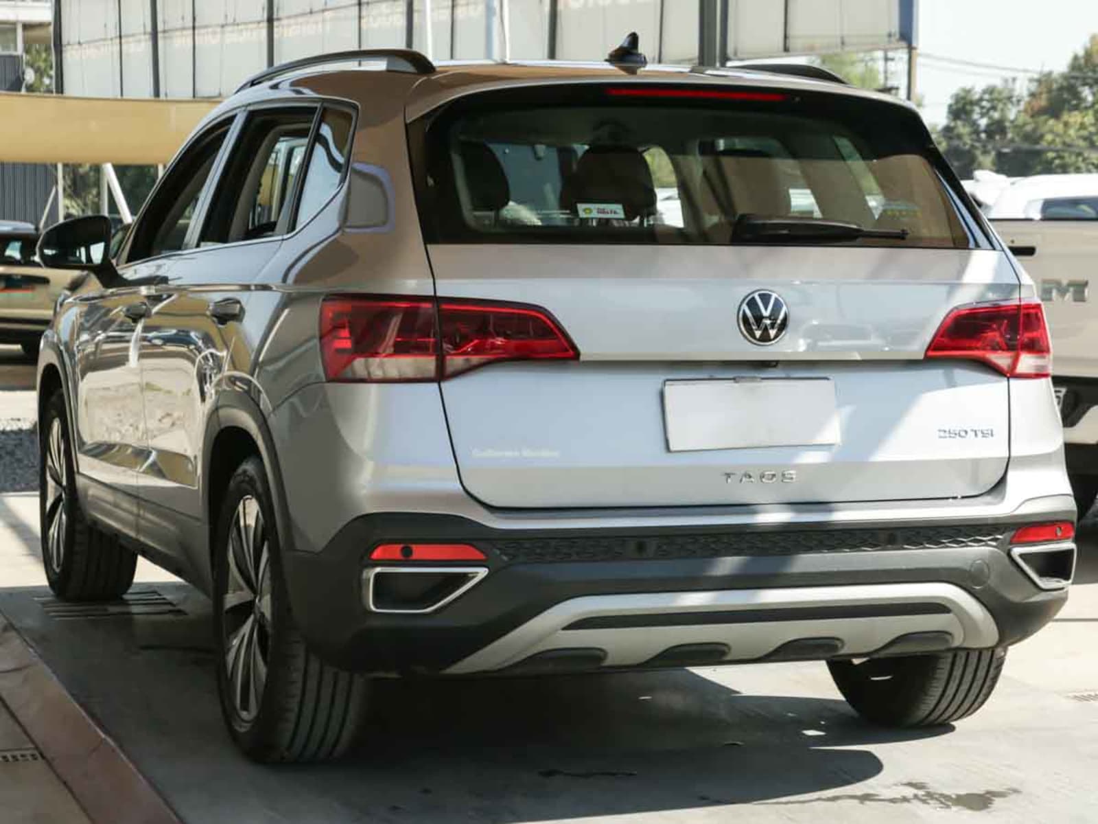 VOLKSWAGEN TAOS TSI 1.4 AT 2026 - Imagen 4 de 13
