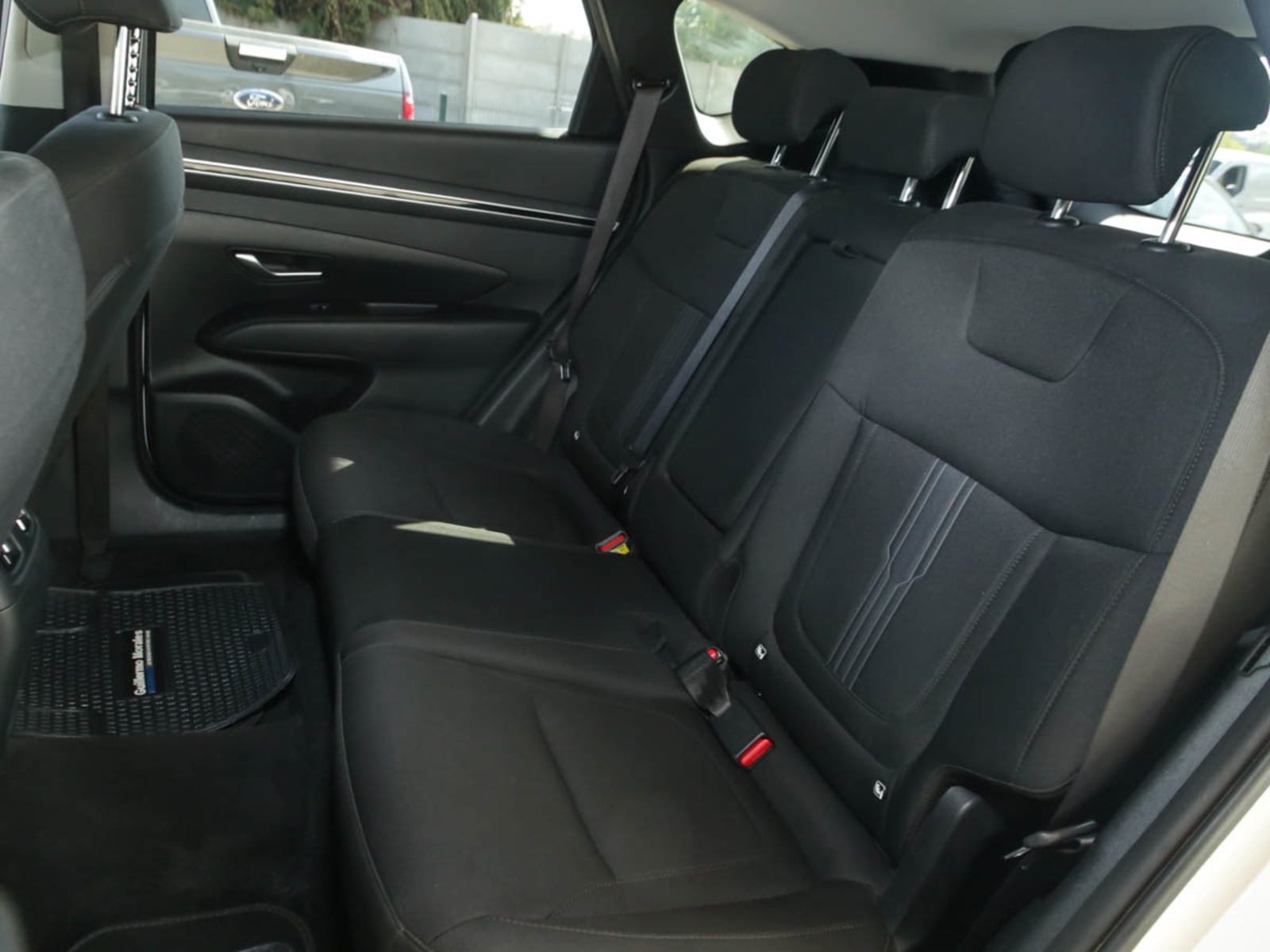 HYUNDAI TUCSON NX4 2.0 AUT 2023 - Imagen 11 de 13