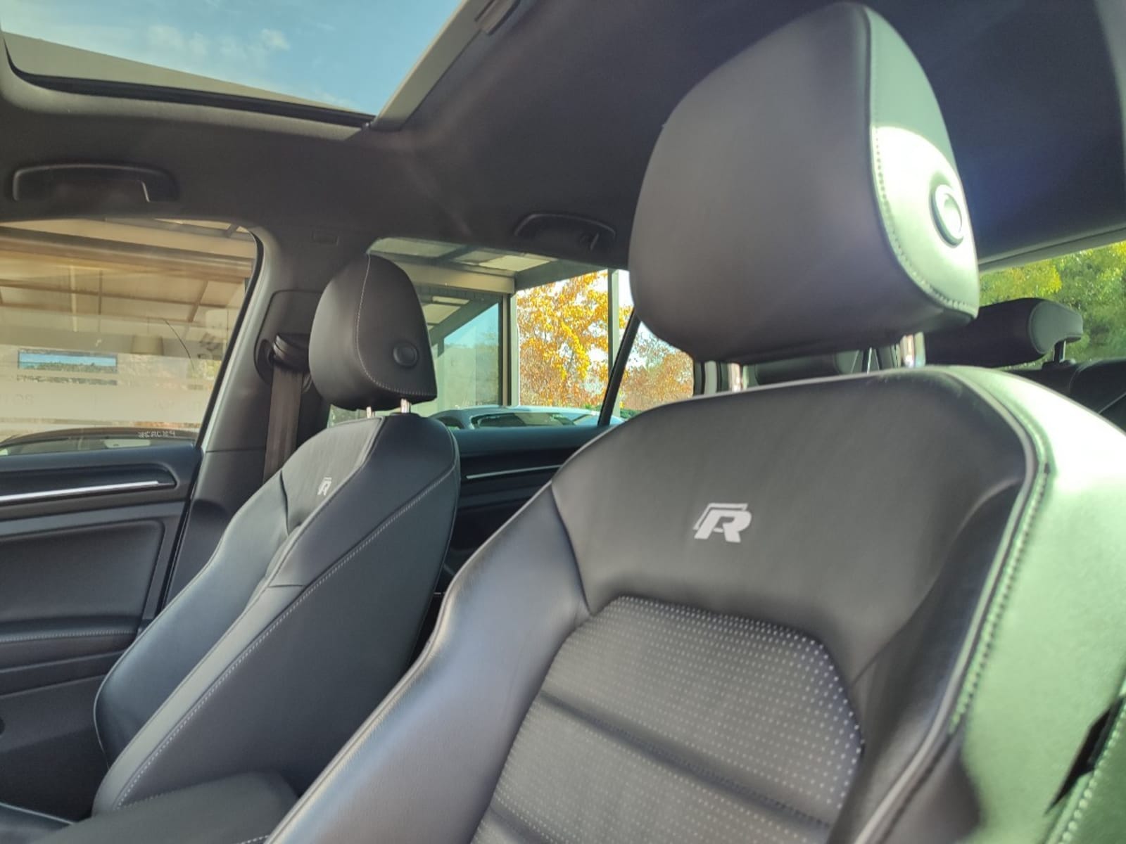 VOLKSWAGEN GOLF R 2.0 TSI 4MOTION 2021 - Imagen 12 de 16