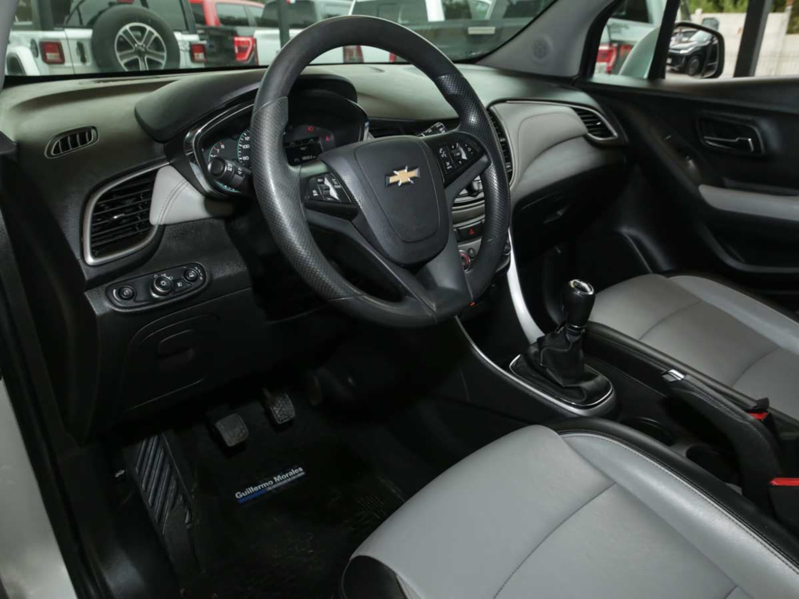CHEVROLET TRACKER LT 1.8 2018 - Imagen 8 de 13