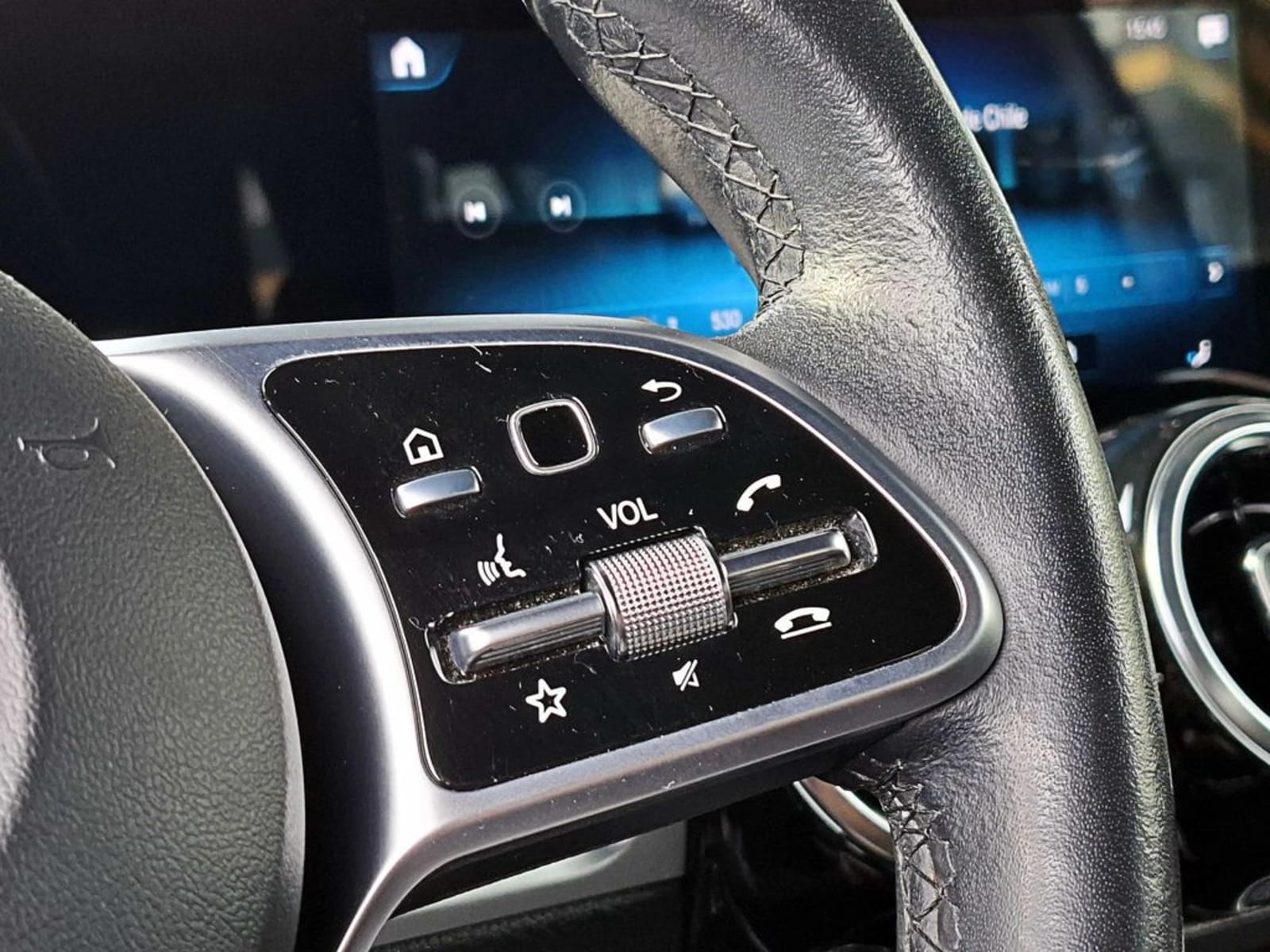 MERCEDES-BENZ GLB 200 AT 2023 - Imagen 15 de 17