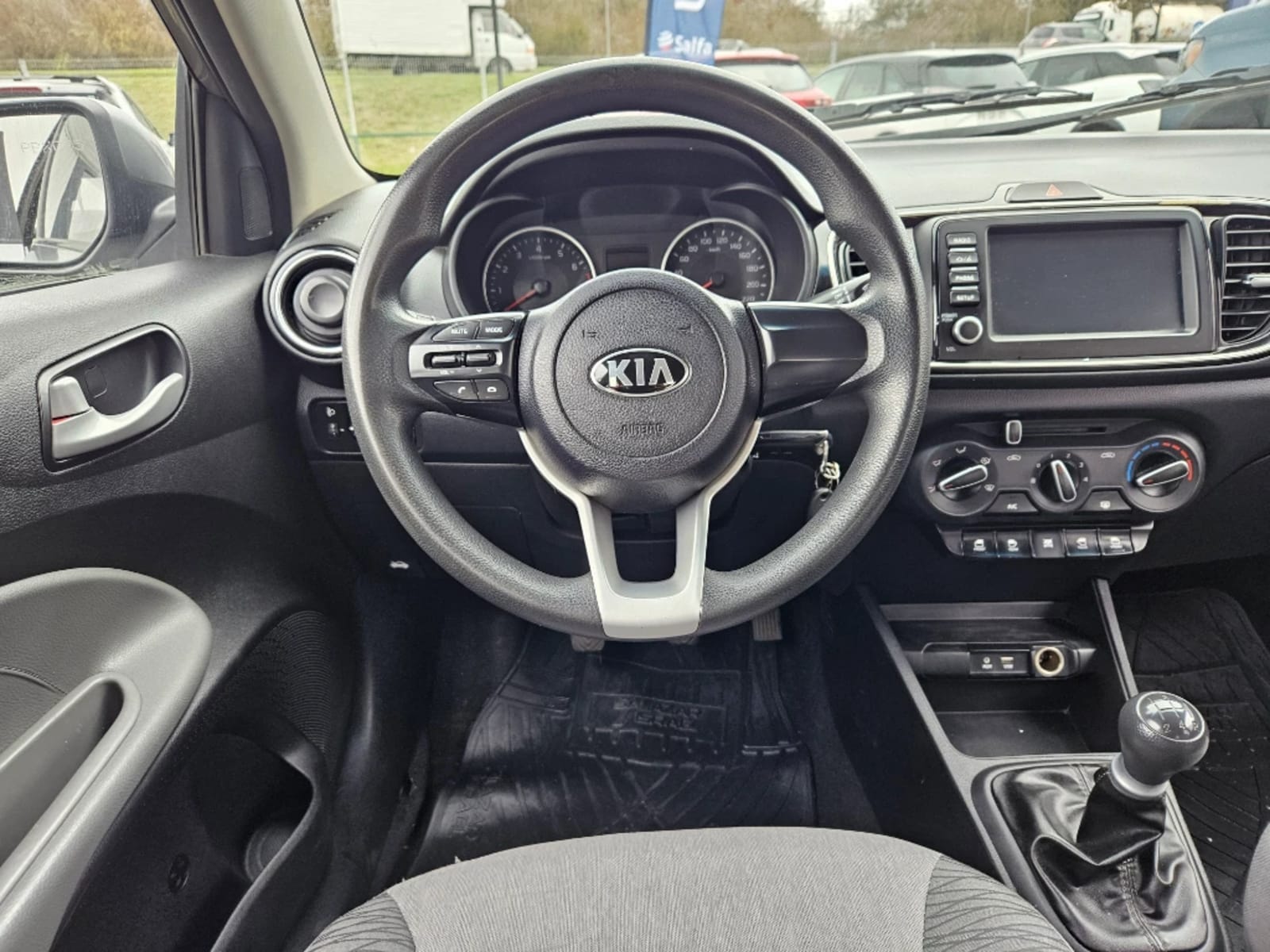 KIA SOLUTO 1.4 LX 4X2 AC MT 4P 2021 - Imagen 13 de 20