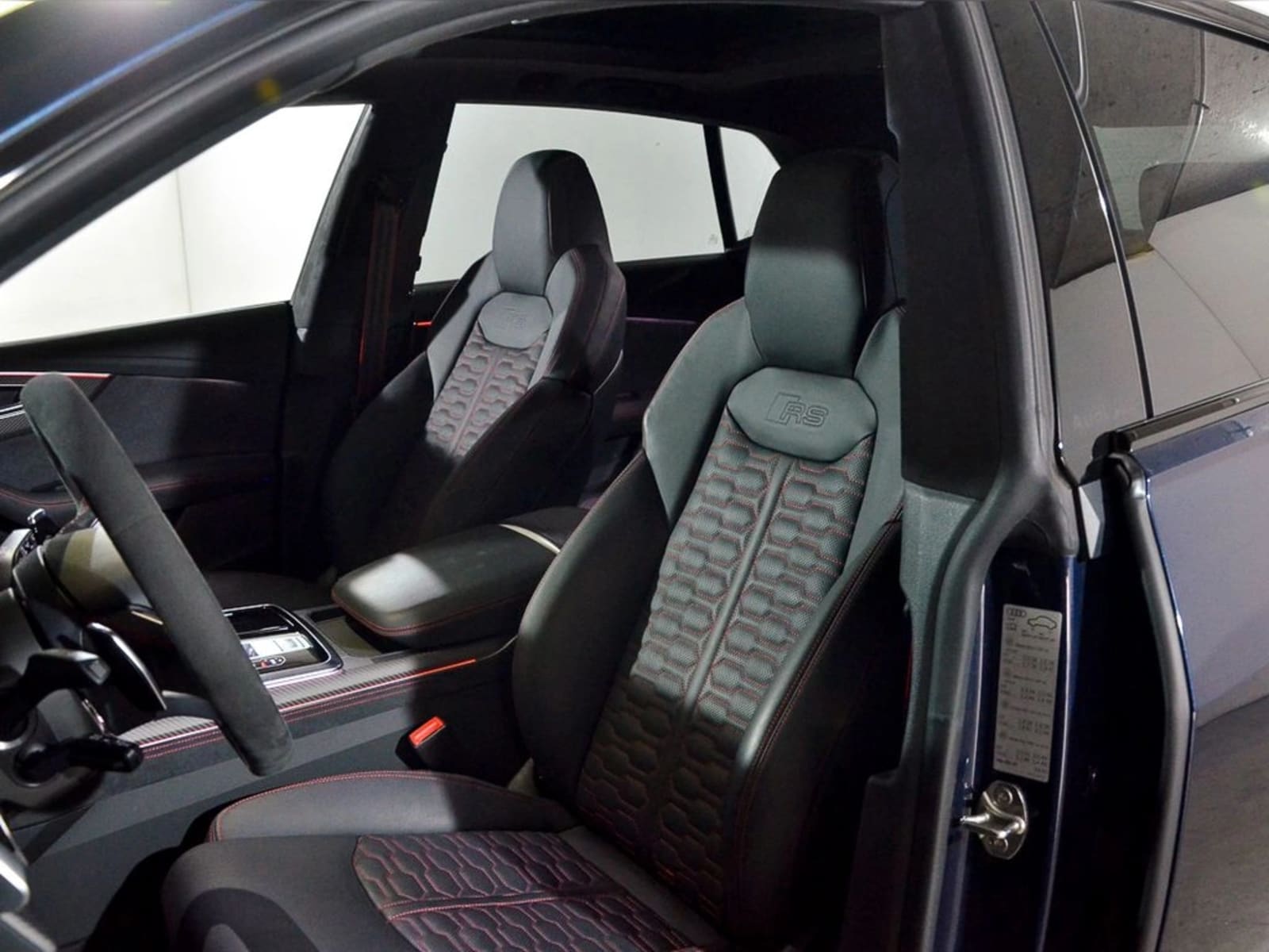 AUDI RSQ8 PERFORMANCE PI 2025 - Imagen 11 de 20