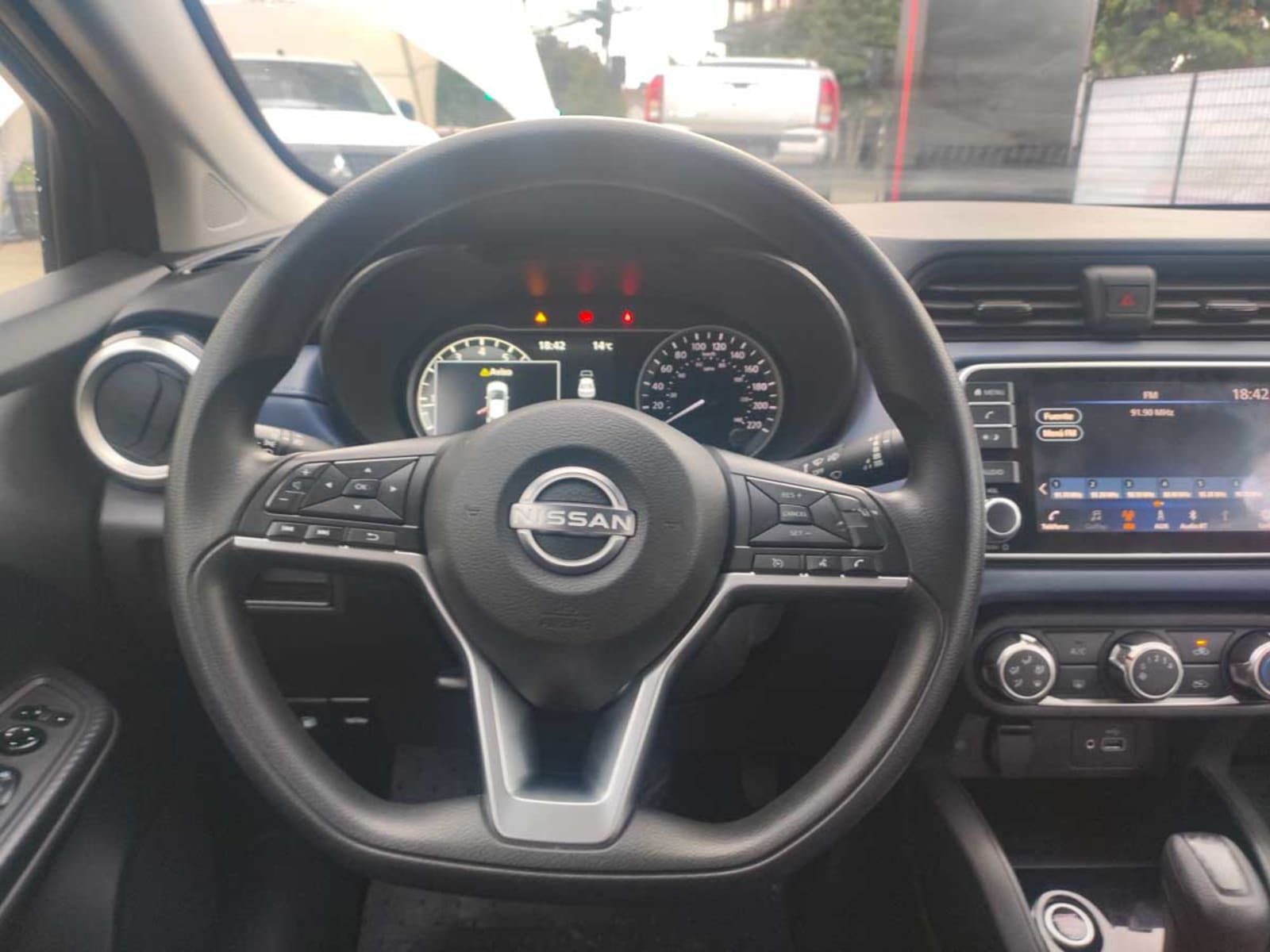 NISSAN VERSA ADVANCE 1.6 AUT 2024 - Imagen 13 de 15
