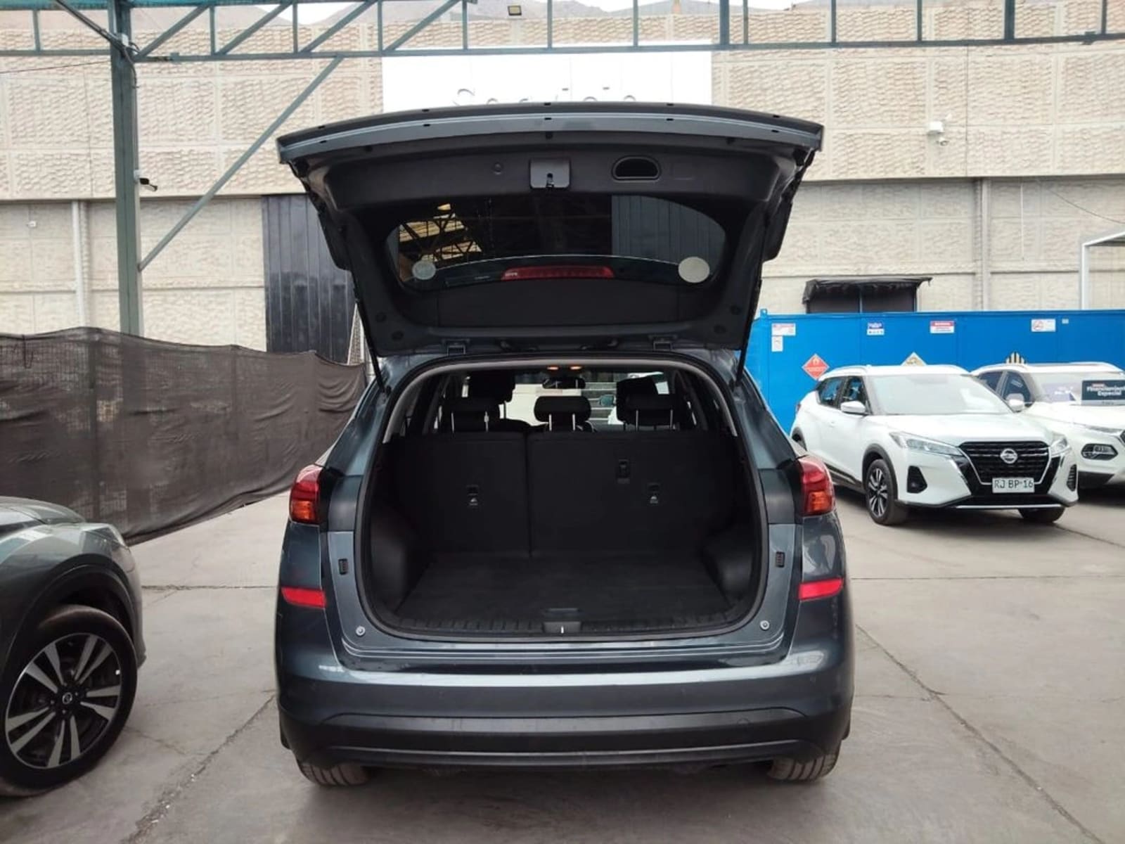 HYUNDAI TUCSON 2.0 VALUE 2WD FL MT 5P 2019 - Imagen 14 de 18