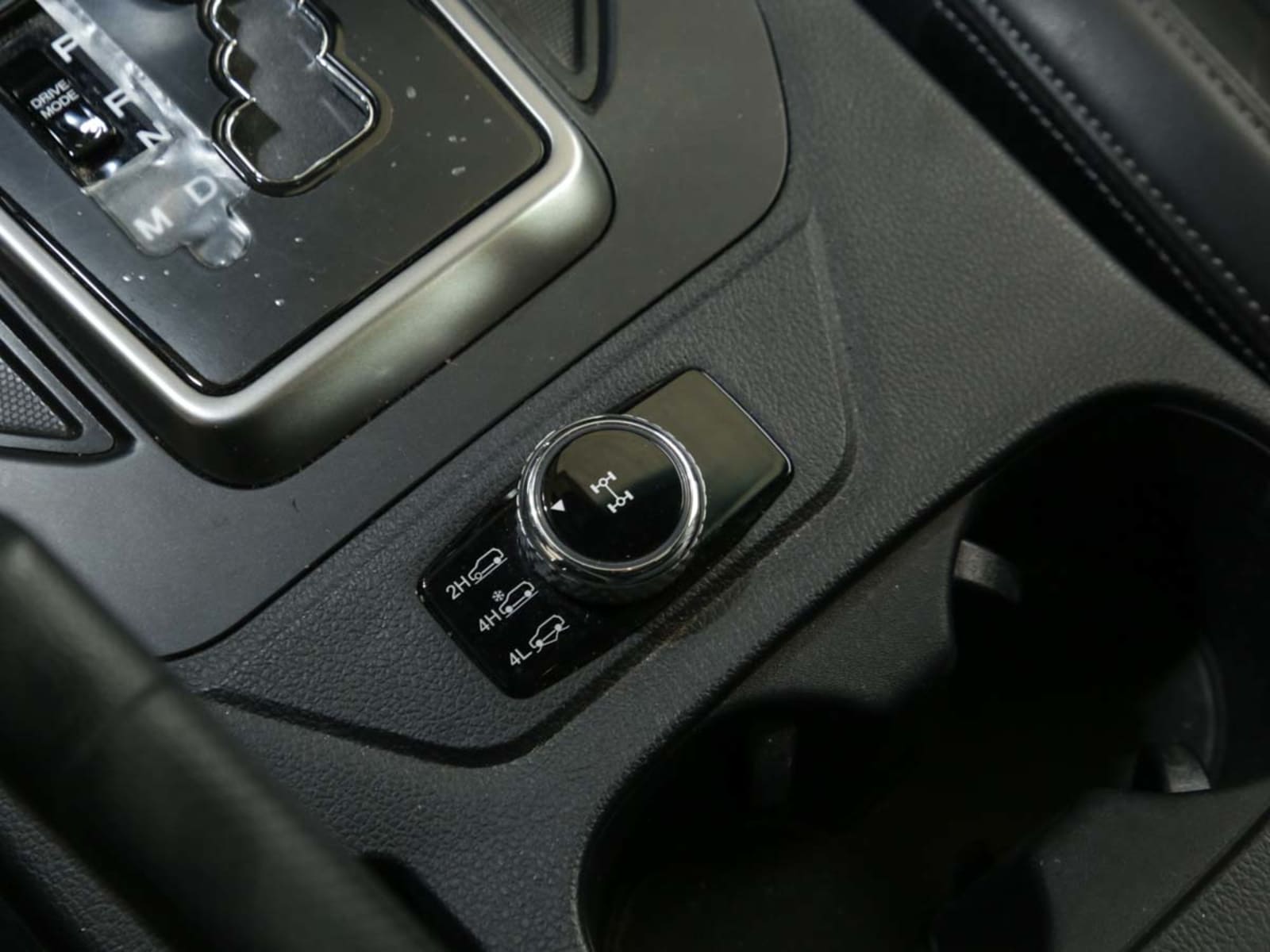 SSANGYONG NEW MUSSO GRAND LIMITED 4X4 2.2 AUT 2025 - Imagen 11 de 16