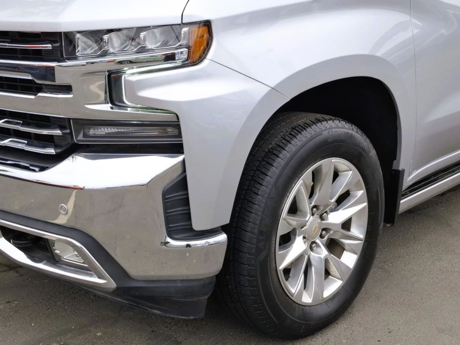 CHEVROLET SILVERADO DCAB 4X4 SOHC 5.3 AUT 2022 - Imagen 8 de 20