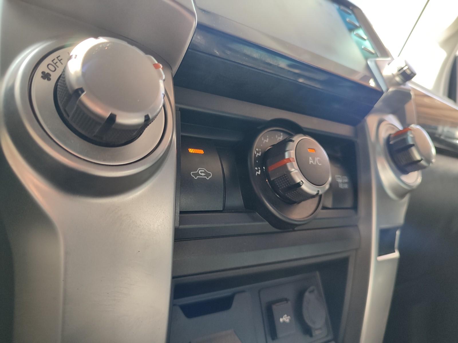 TOYOTA 4 RUNNER SR5 4X4 4.0 2024 - Imagen 17 de 18