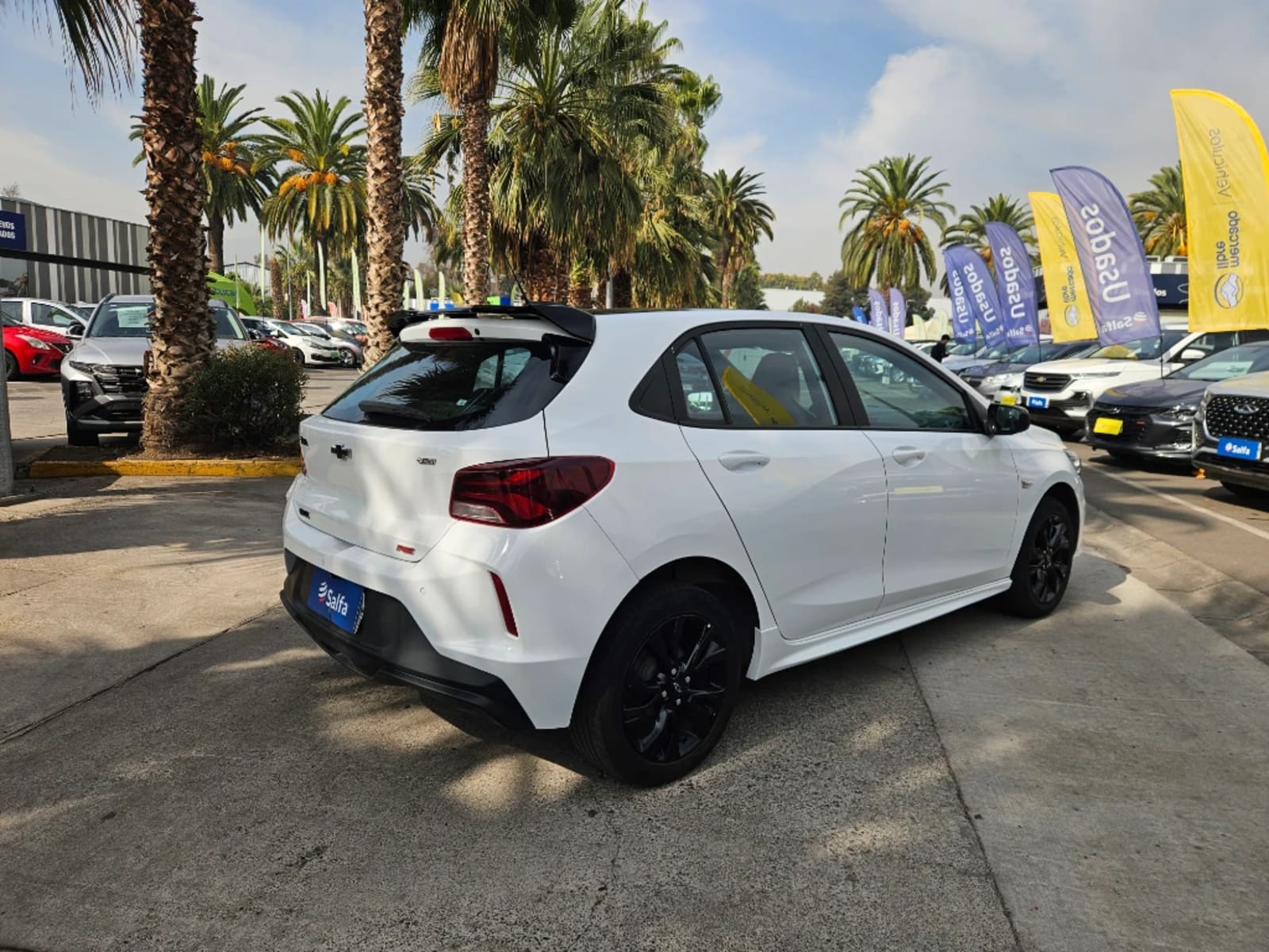 CHEVROLET ONIX 1.0T RS R 4X2 HB MT 5P 2024 - Imagen 5 de 20