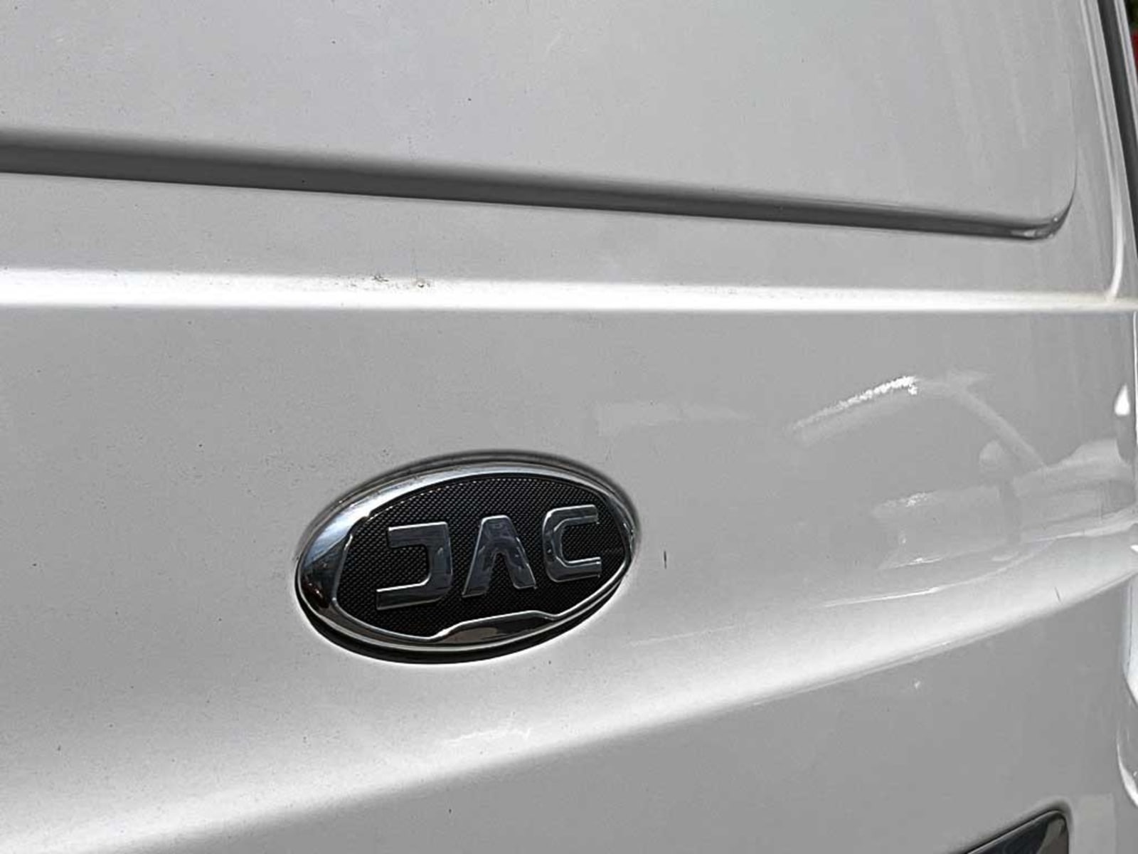JAC REFINE (IN) 0.0 CARGO M3 AT ELECTRICO 2024 - Imagen 9 de 20