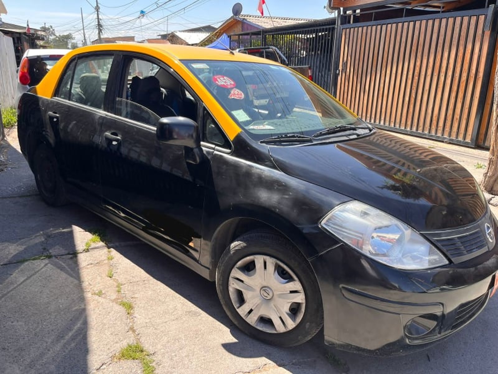 Nissan TIIDA 2017 - Foto 4 de 8