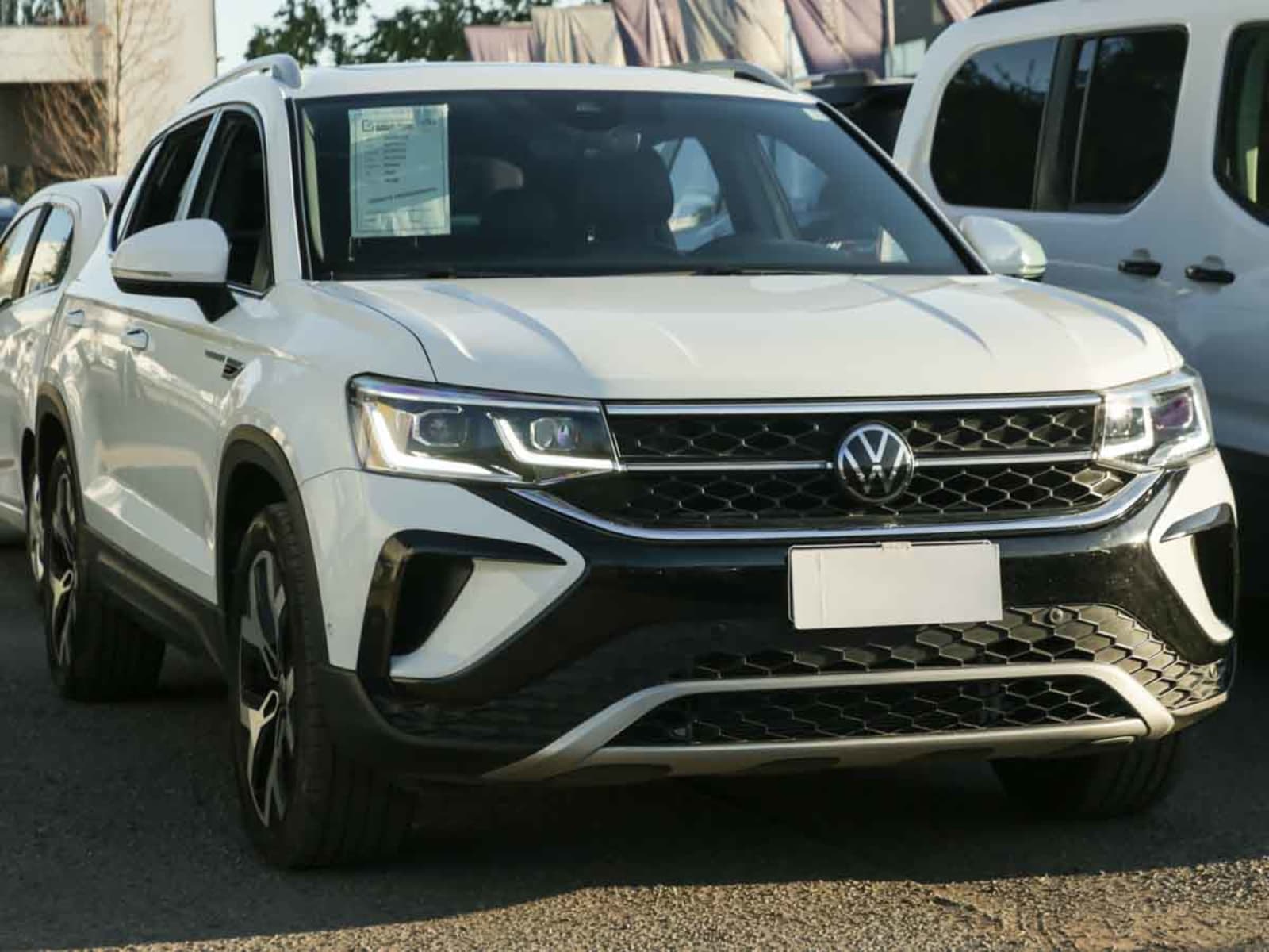 VOLKSWAGEN TAOS TSI 1.4 AT 2025 - Imagen 3 de 14