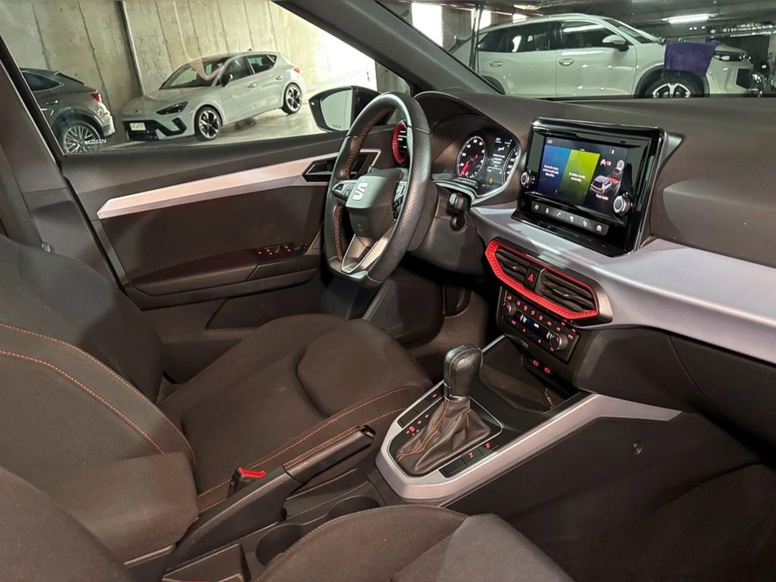SEAT ARONA 1.6 STYLE 4X2 AT 5P 2024 - Imagen 5 de 16