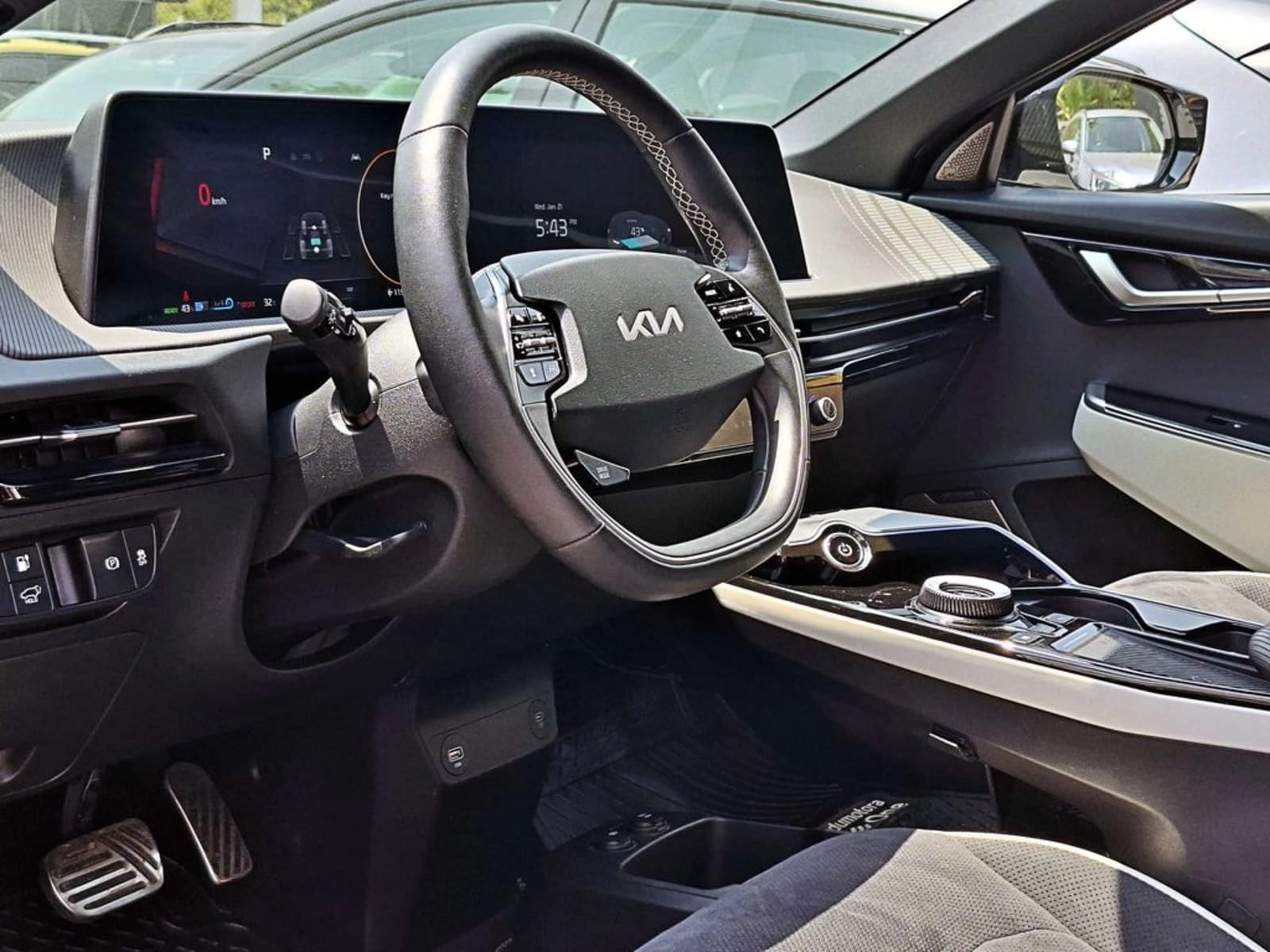 KIA EV6 GT LINE 4X4 AT 2024 - Imagen 9 de 17