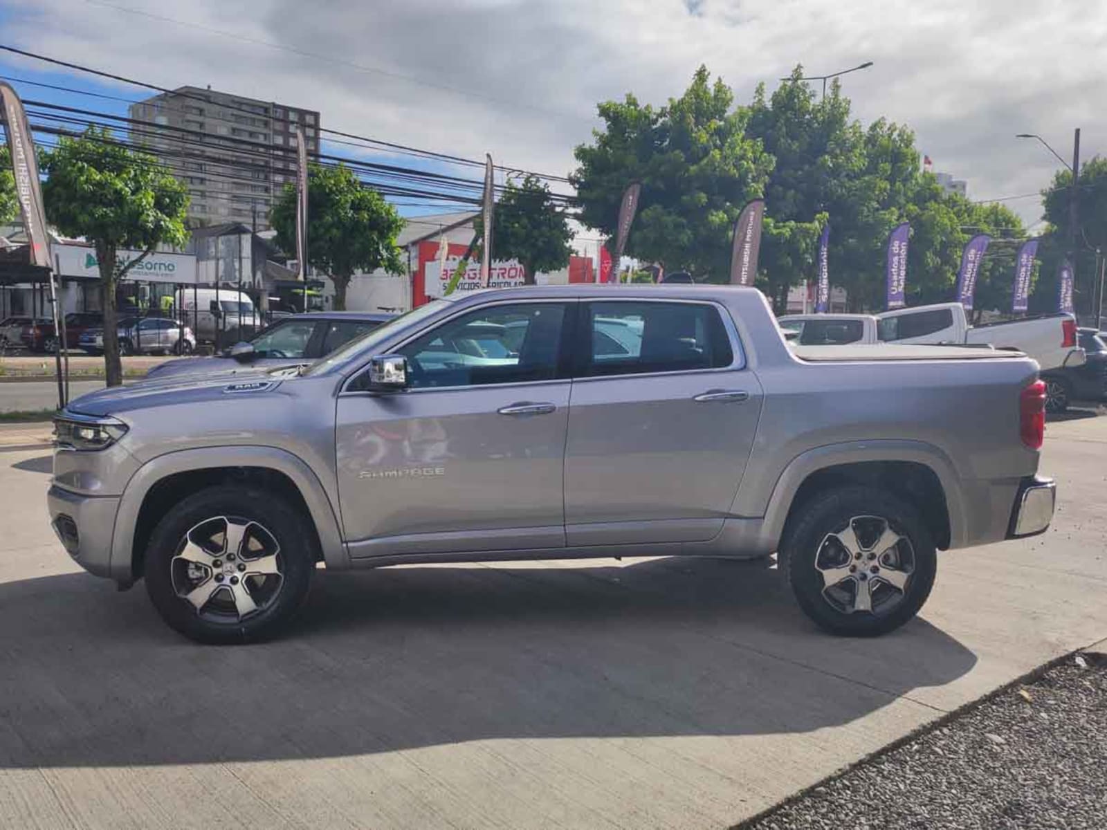 RAM RAMPAGE LARAMIE 2.2 DIESEL 200 HP 4X4 AT 2026 - Imagen 13 de 20