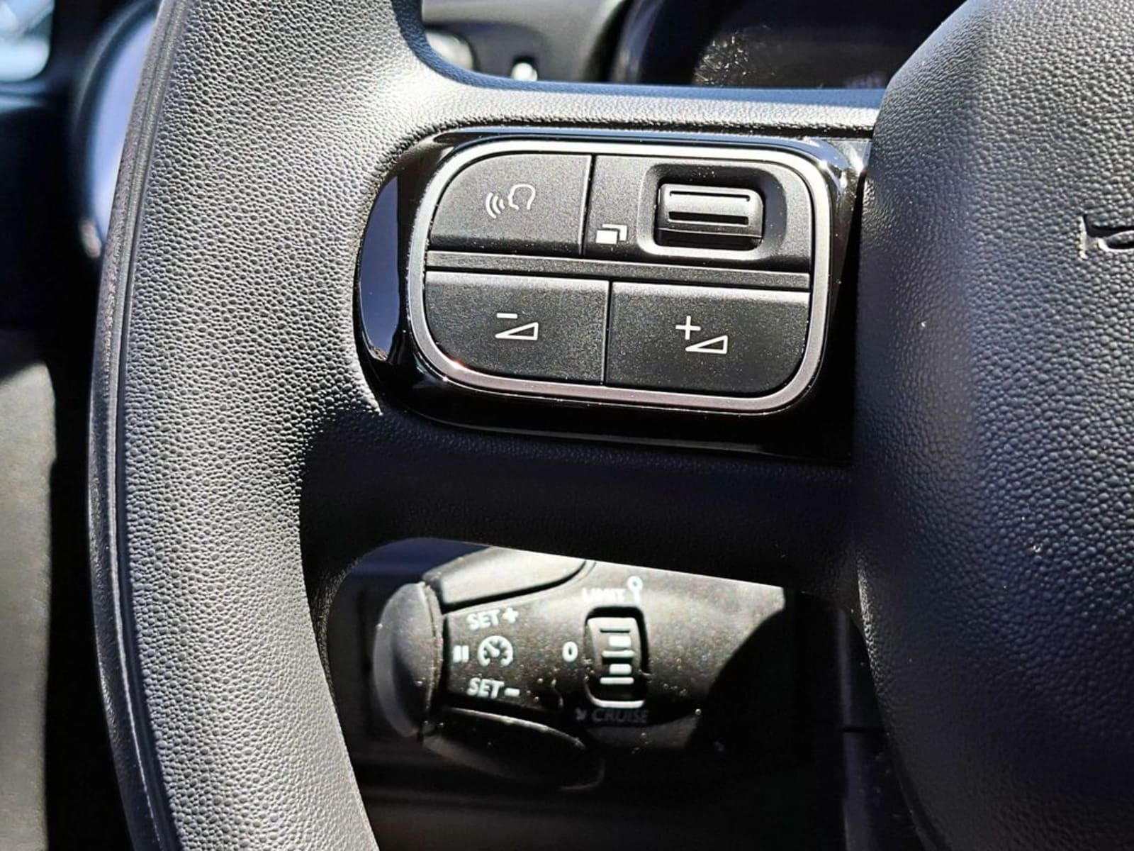 CITROEN C3 1.2  MT 5P 2021 - Imagen 13 de 18