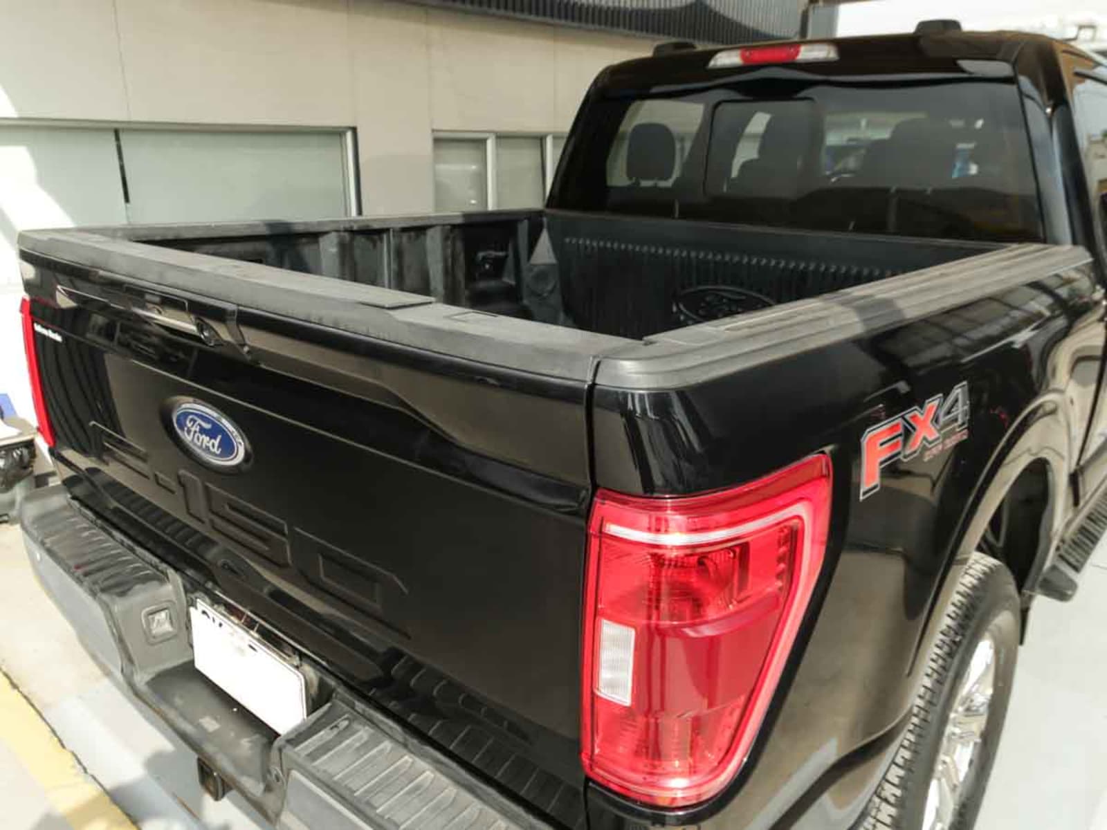 FORD F150 XLT 4X4 5.0 AUT 2023 - Imagen 7 de 16