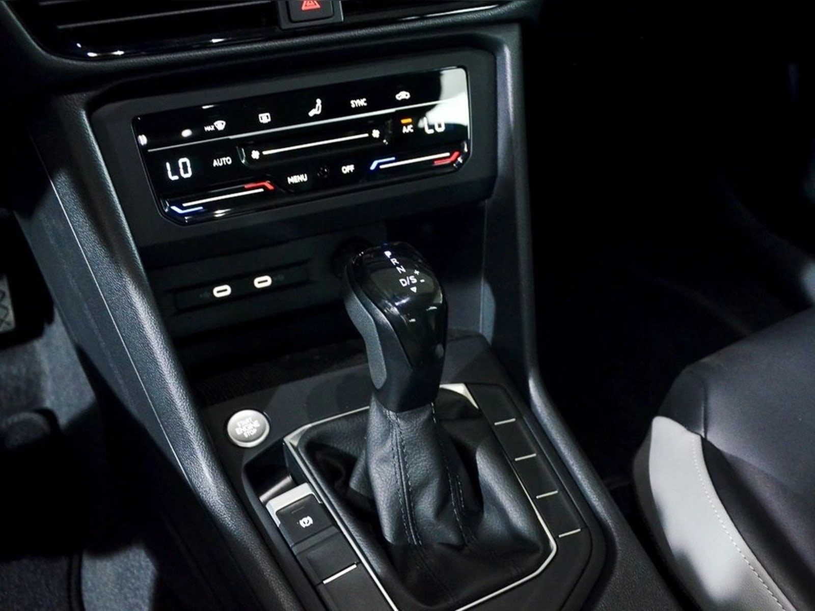 VOLKSWAGEN TAOS COMFORTLINE 250 TSI 2025 - Imagen 9 de 14