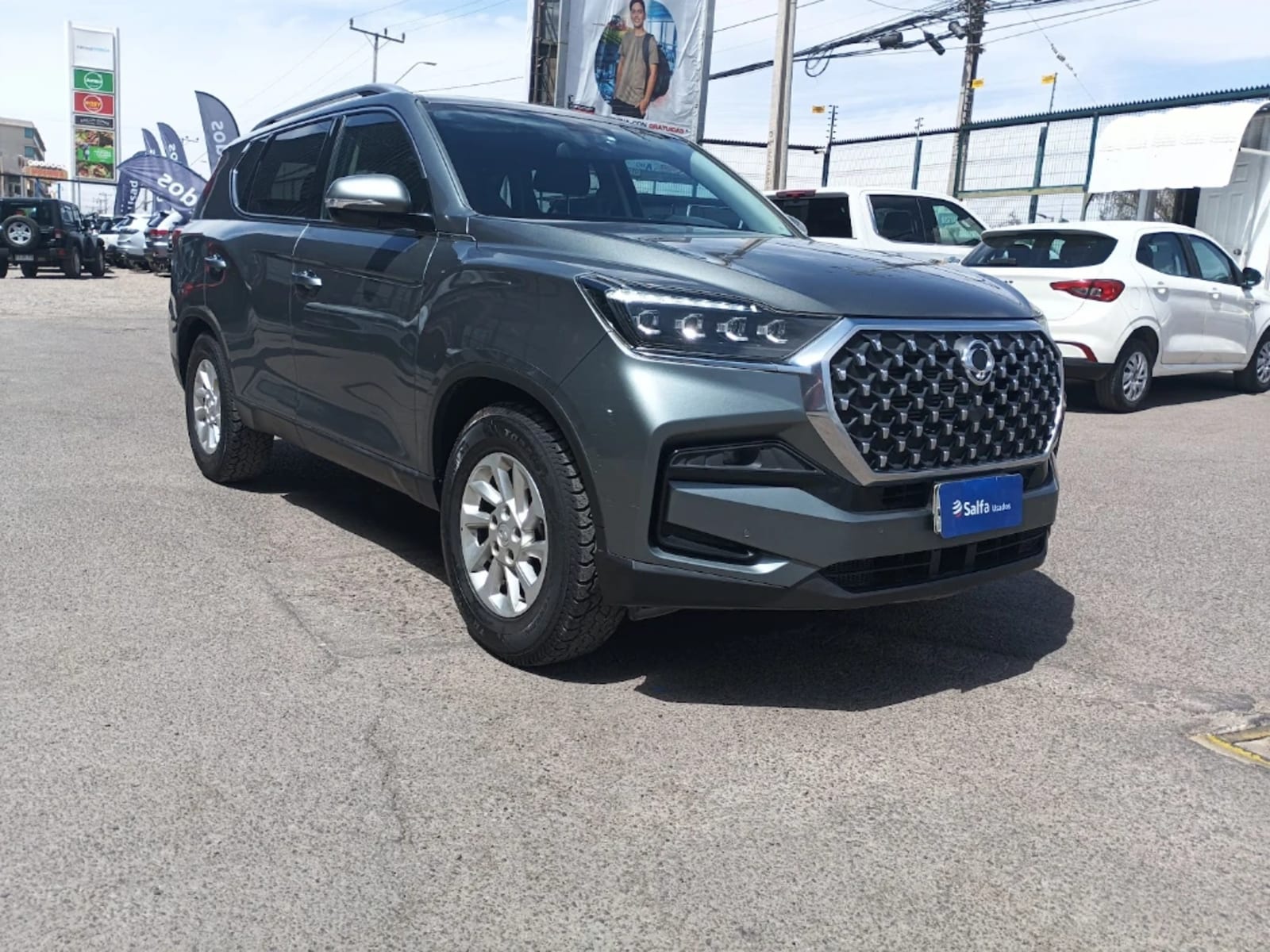SSANGYONG REXTON 2.2T GLX DIESEL 4X2 6AB 8AT 5P 2023 - Imagen 3 de 17