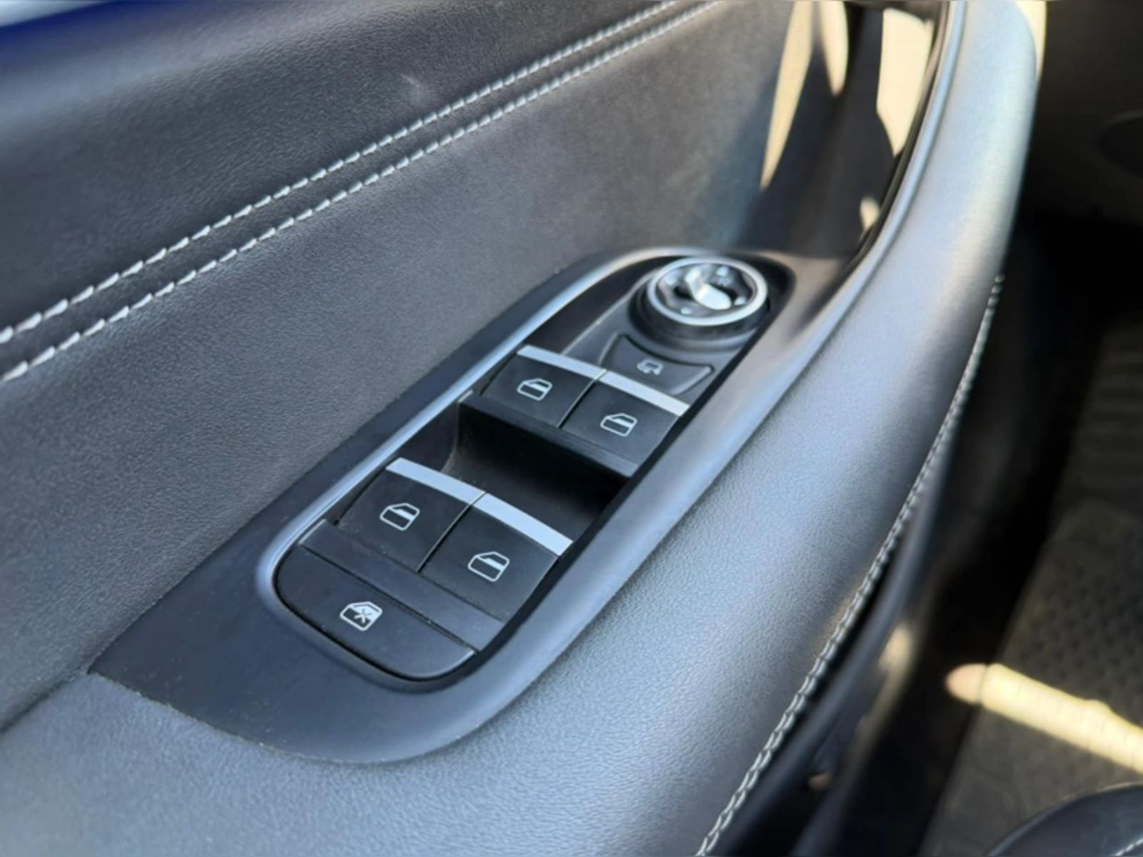 CHERY TIGGO 8 PRO 2.0 TGDI GLX PRO MAX AWD AT 5P 2024 - Imagen 18 de 20