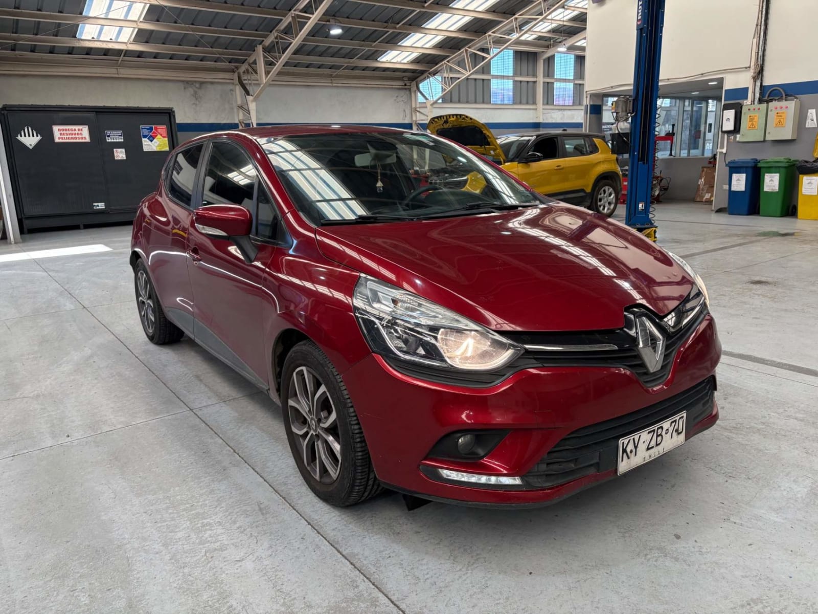 Renault Clio 1.2 Expression 4x2 Hb Mt 5p 2019 en Puerto Montt