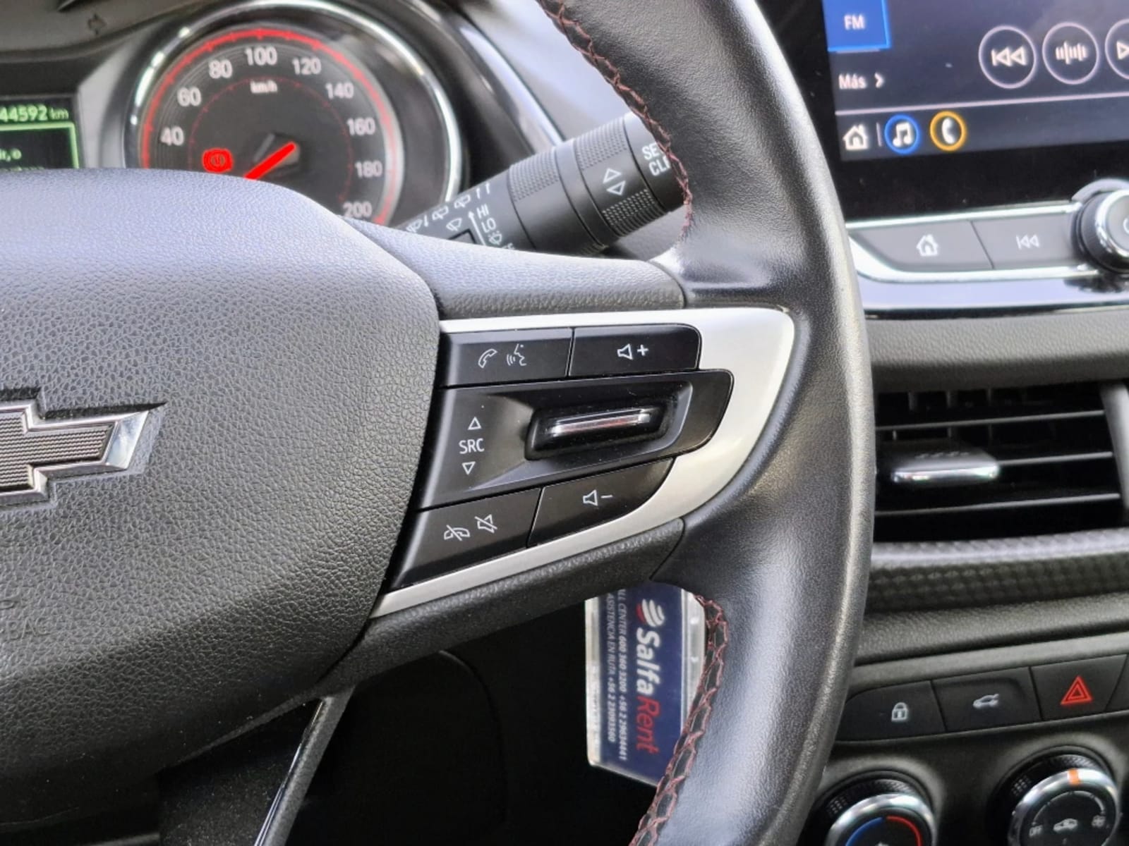 CHEVROLET ONIX 1.0T RS R 4X2 HB MT 5P 2024 - Imagen 16 de 20