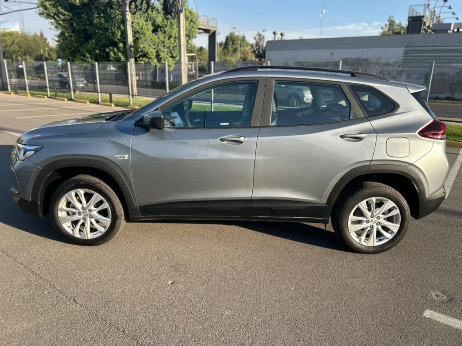 CHEVROLET TRACKER 1.2T LTZ R 4X2 AT 5P 2025 - Imagen 9 de 20