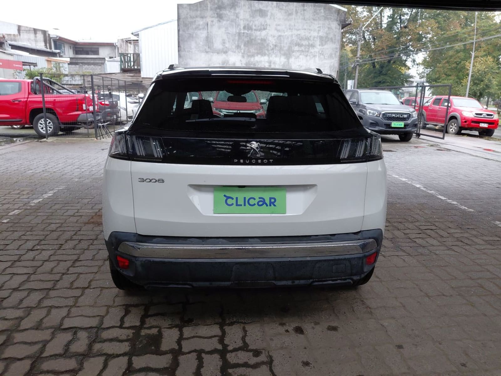 Peugeot 3008 1.5 Allure Pack Bluehdi 130 4x2 Eat8 5p 2024 - Imagen 6 de 8