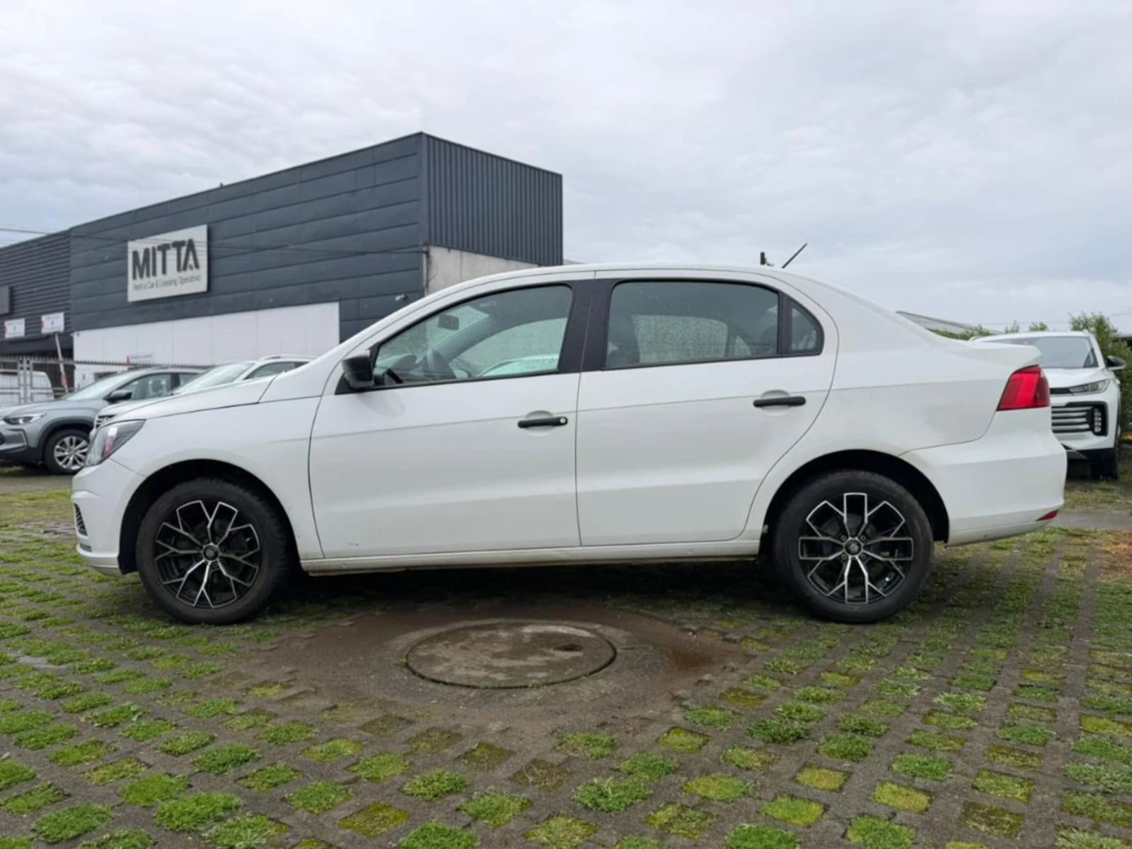 VOLKSWAGEN VOYAGE 1.6 COMFORTLINE 4X2 VOLANTE MULTIFUNCION AC 2AB MT 2021 - Imagen 8 de 20