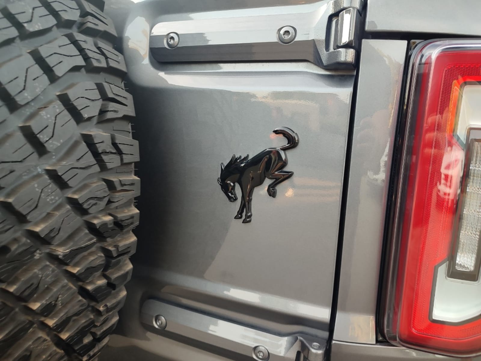 FORD BRONCO WILDTRAK 4X4 2.7 AUT 2025 - Imagen 9 de 18