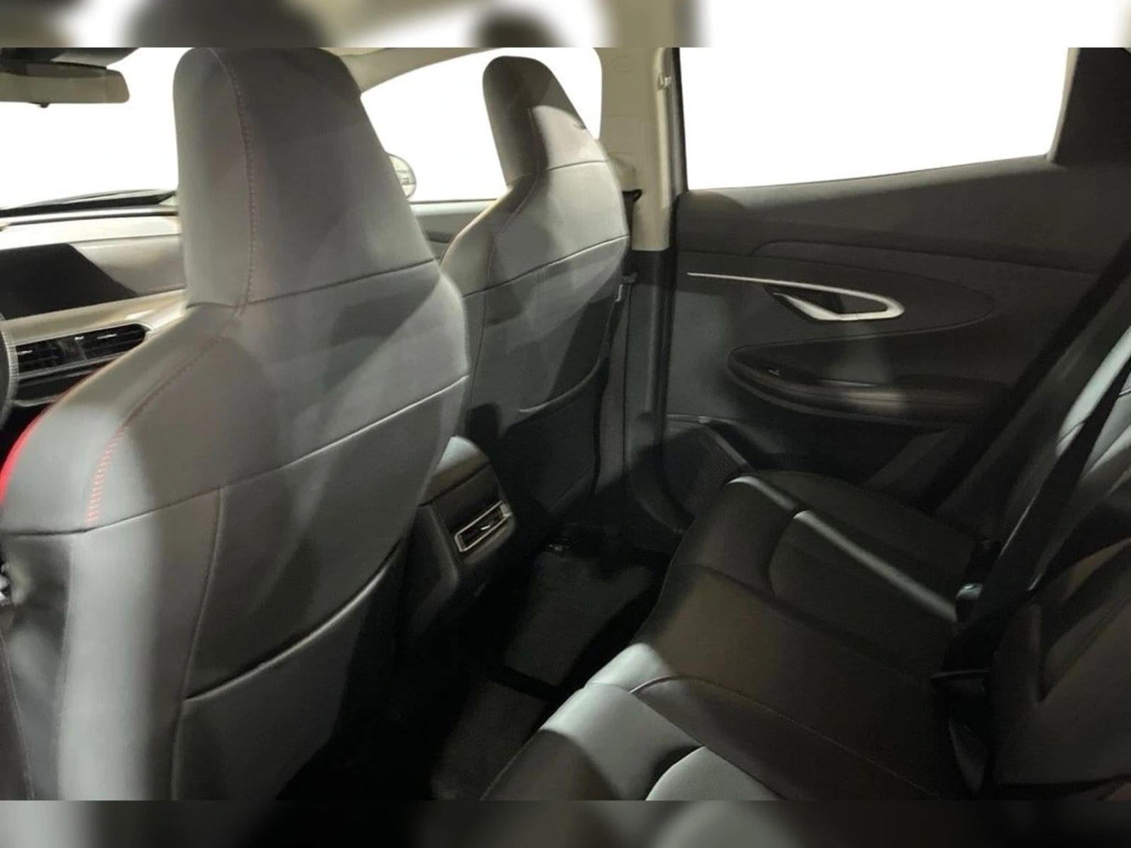 CHANGAN UNI-T 1.5 ELITE AT 2024 - Imagen 15 de 17