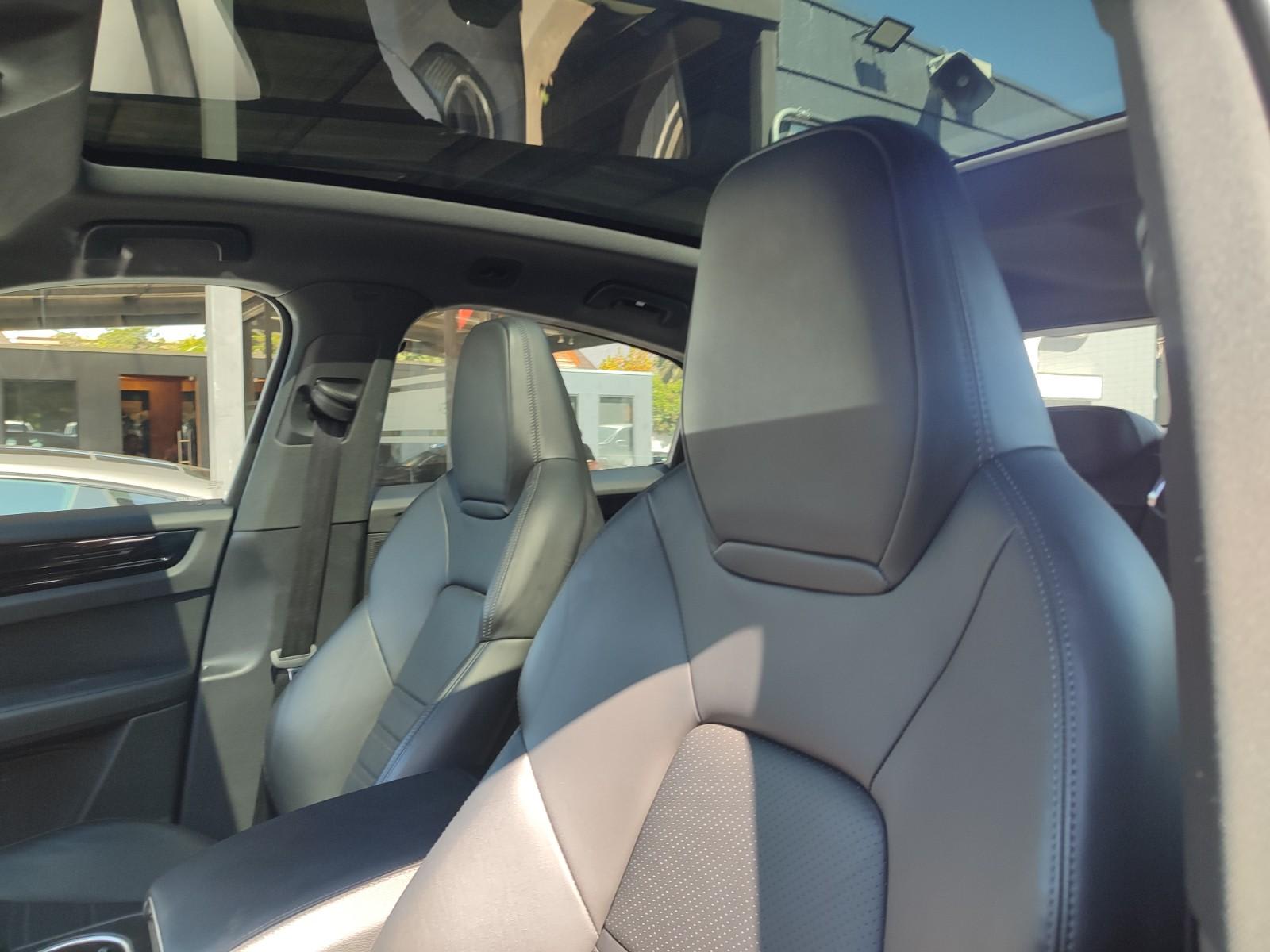 PORSCHE CAYENNE COUPE E3 3.0T V6 AWD 2022 - Imagen 15 de 18
