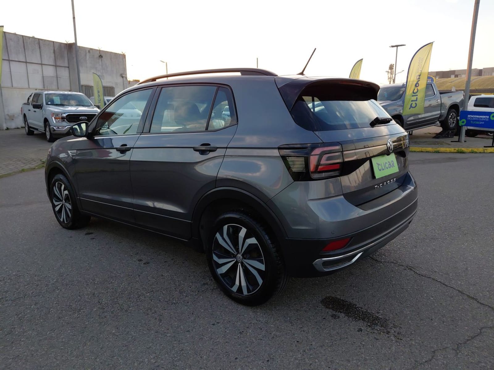 Volkswagen T-cross 1.6 Msi Comfortline 4x2 Mt5 5p 2021 - Imagen 5 de 8