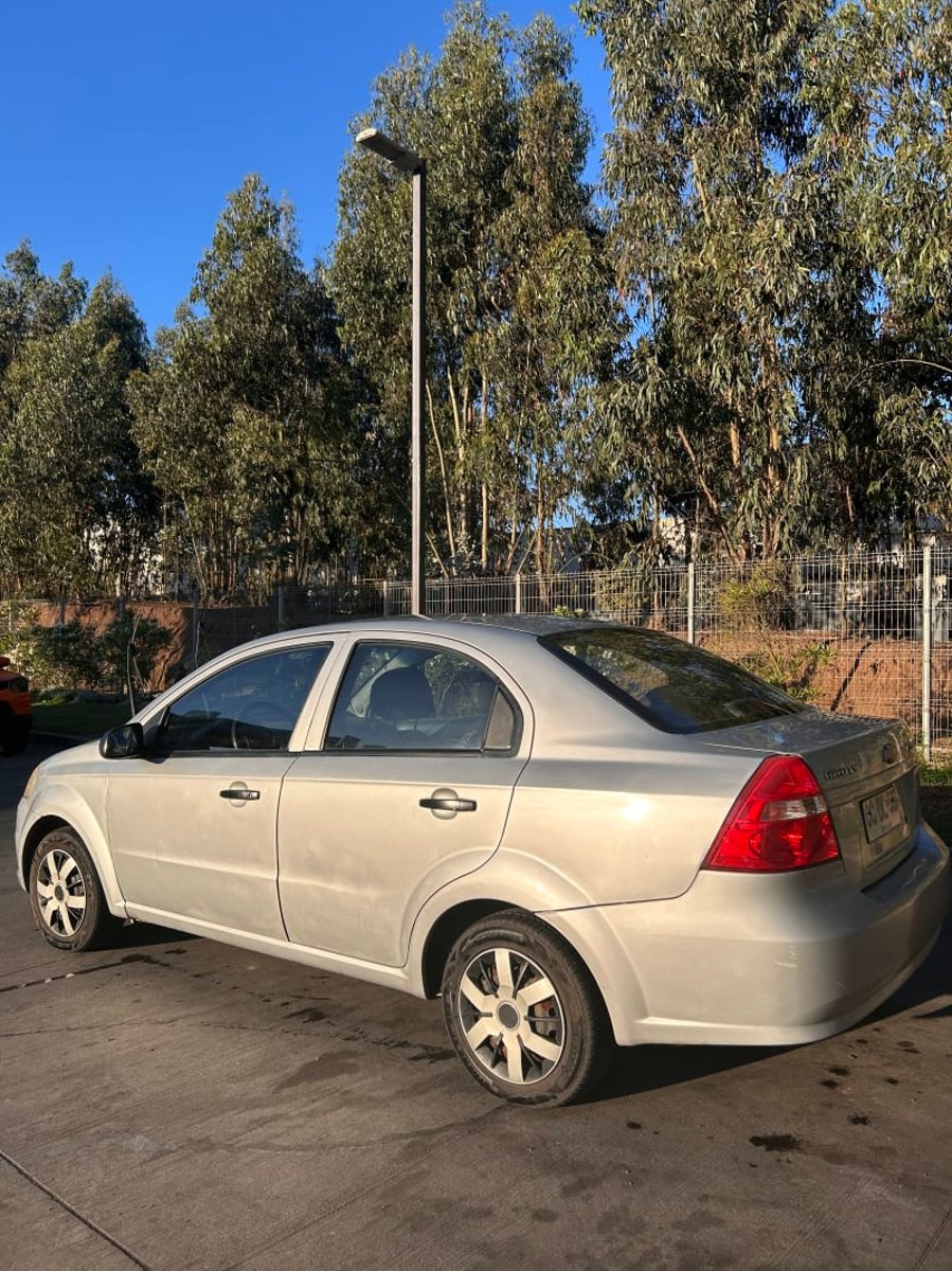 Chevrolet Aveo  2010 - Imagen 4 de 8