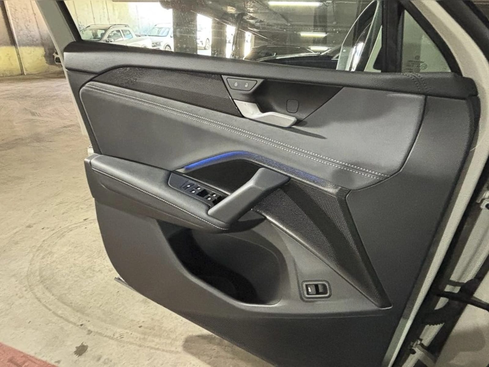 VOLKSWAGEN TIGUAN AUT 2026 - Imagen 17 de 19