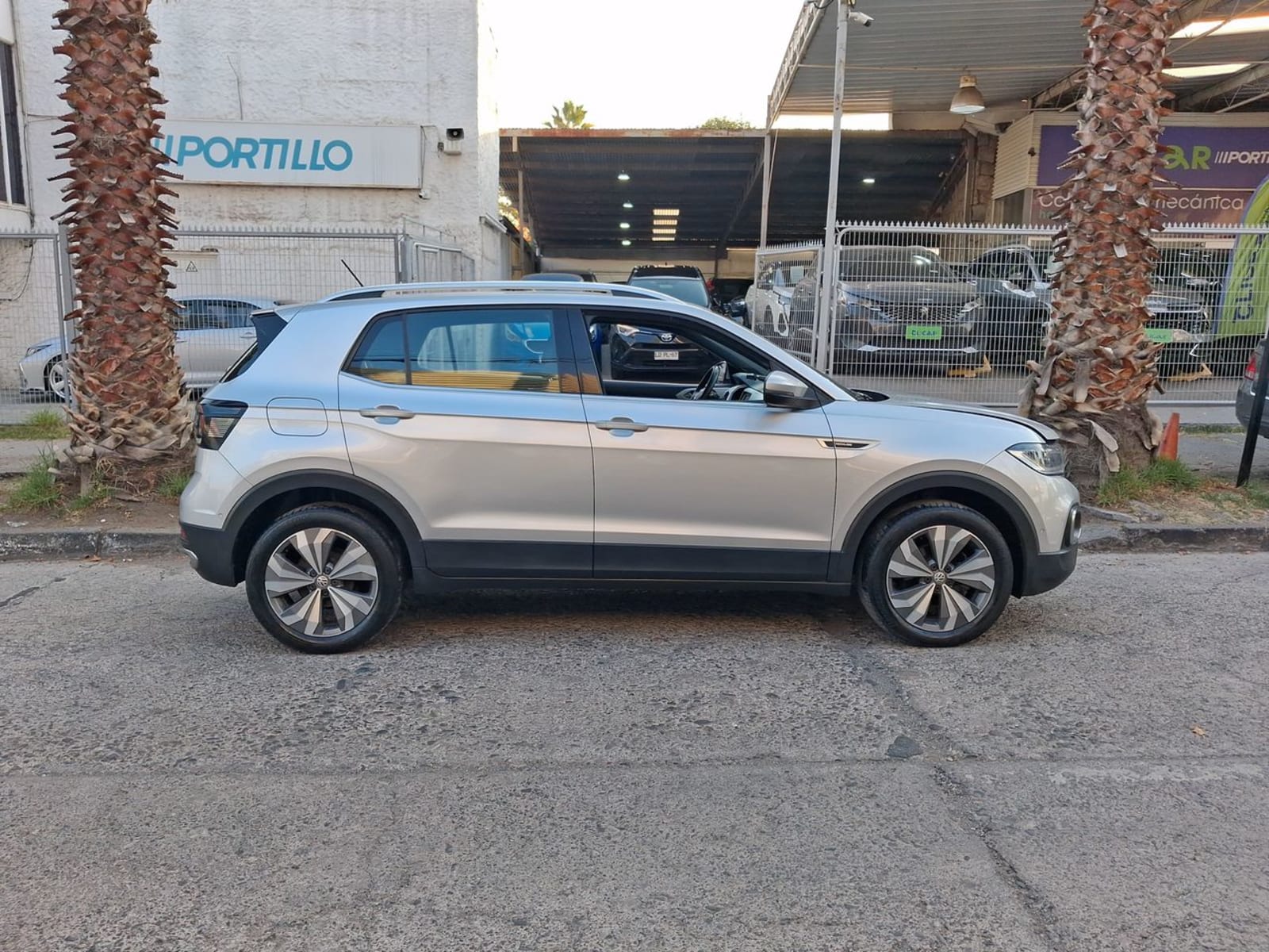 Volkswagen T-cross 1.6 Msi Highline 4x2 At6 5p 2020 - Imagen 8 de 8