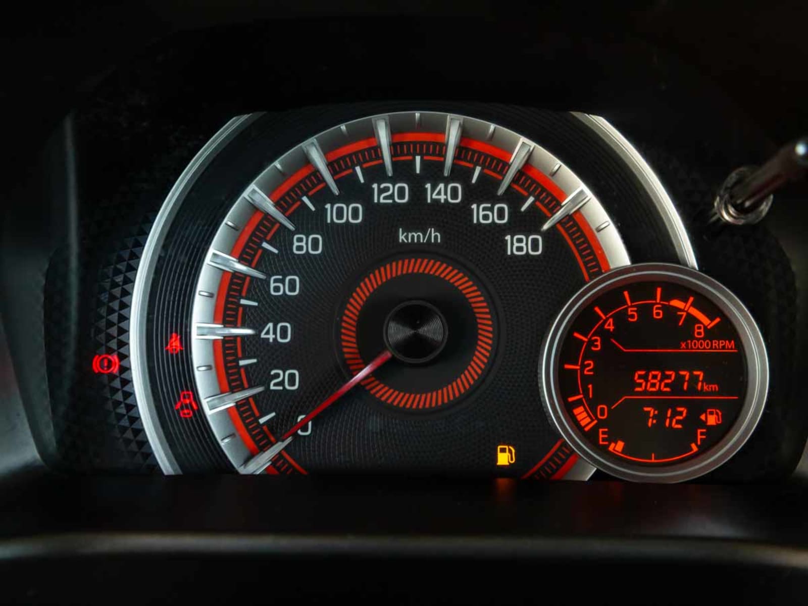 SUZUKI CELERIO GLX HB 1.0 2024 - Imagen 7 de 13