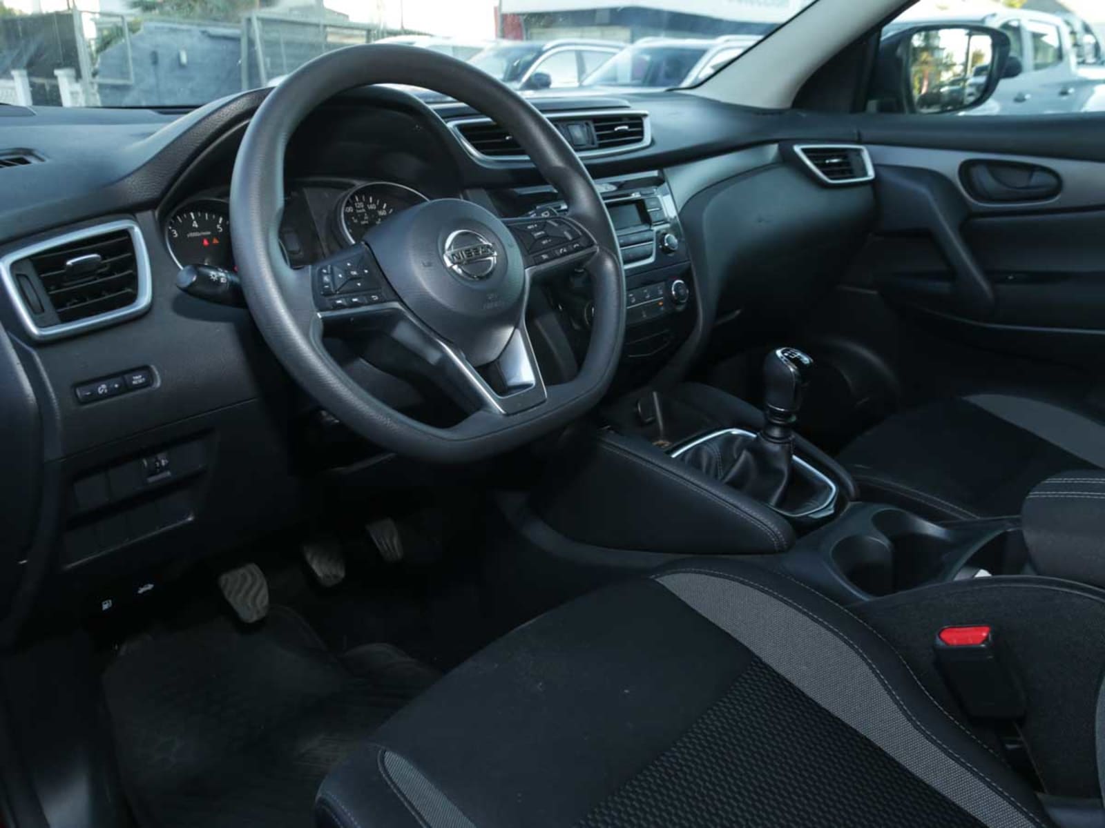 NISSAN QASHQAI SENSE 2.0 2019 - Imagen 8 de 13