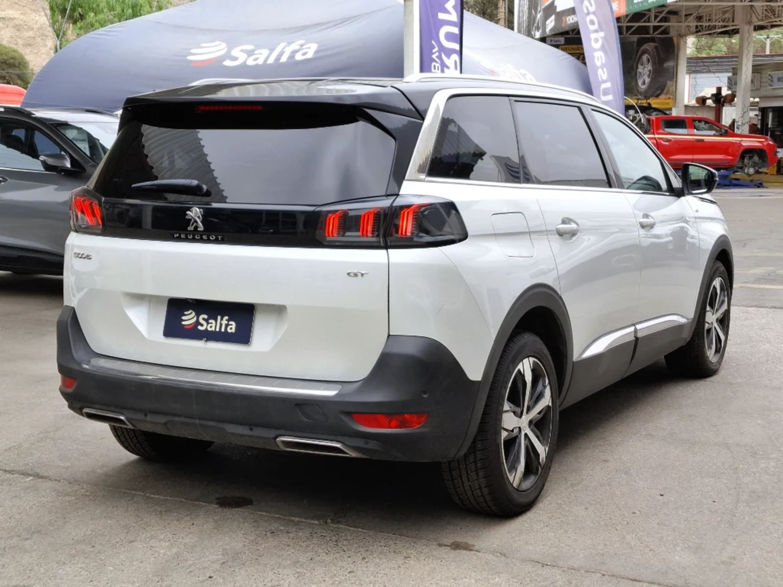 PEUGEOT 5008 1.5 GT BLUEHDI 4X2 130 EAT8 5P 2022 - Imagen 4 de 20