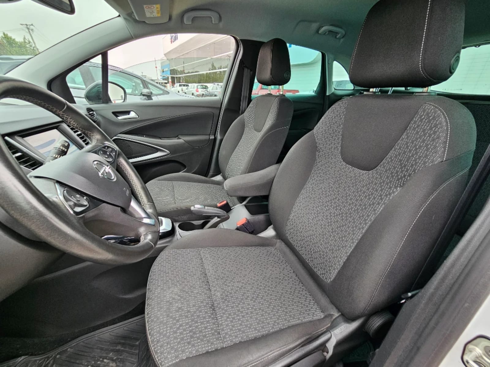 OPEL CROSSLAND 1.2T ENJOY 4X2 AT6 5P 2021 - Imagen 17 de 20
