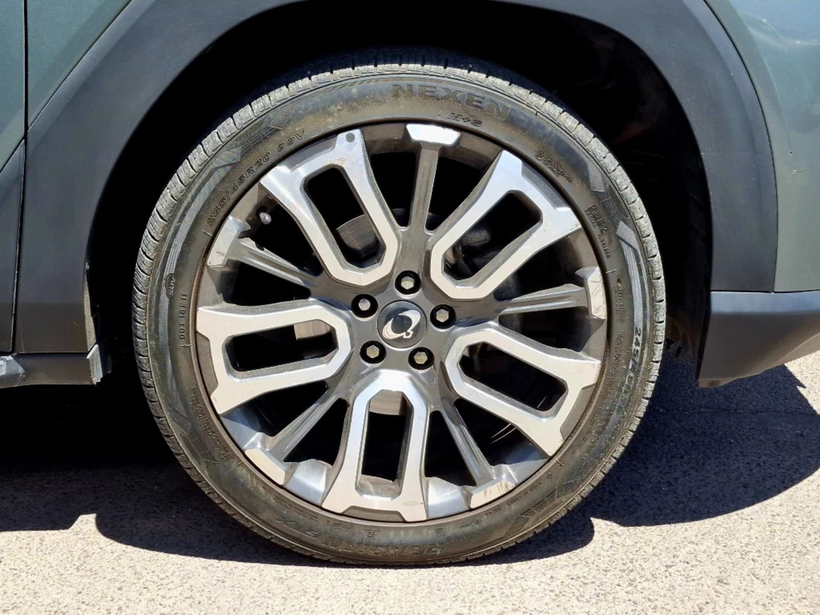 SSANGYONG TORRES 1.5T LIMITED PLUS 4WD BITONO AT 5P 2023 - Imagen 8 de 20