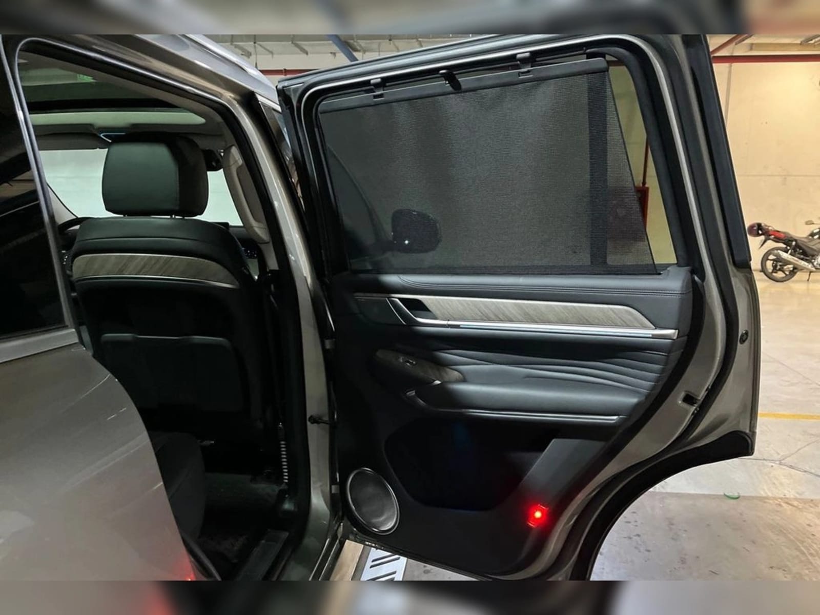 GREAT WALL TANK 500 (IN) 3.0 T AT 4X4 2025 - Imagen 15 de 18