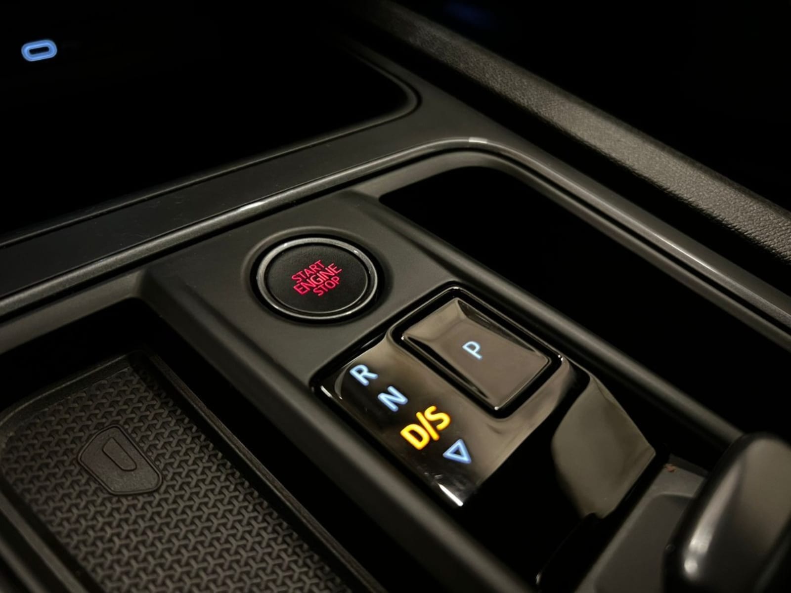 CUPRA FORMENTOR 190 HP 2.0 2023 - Imagen 18 de 20