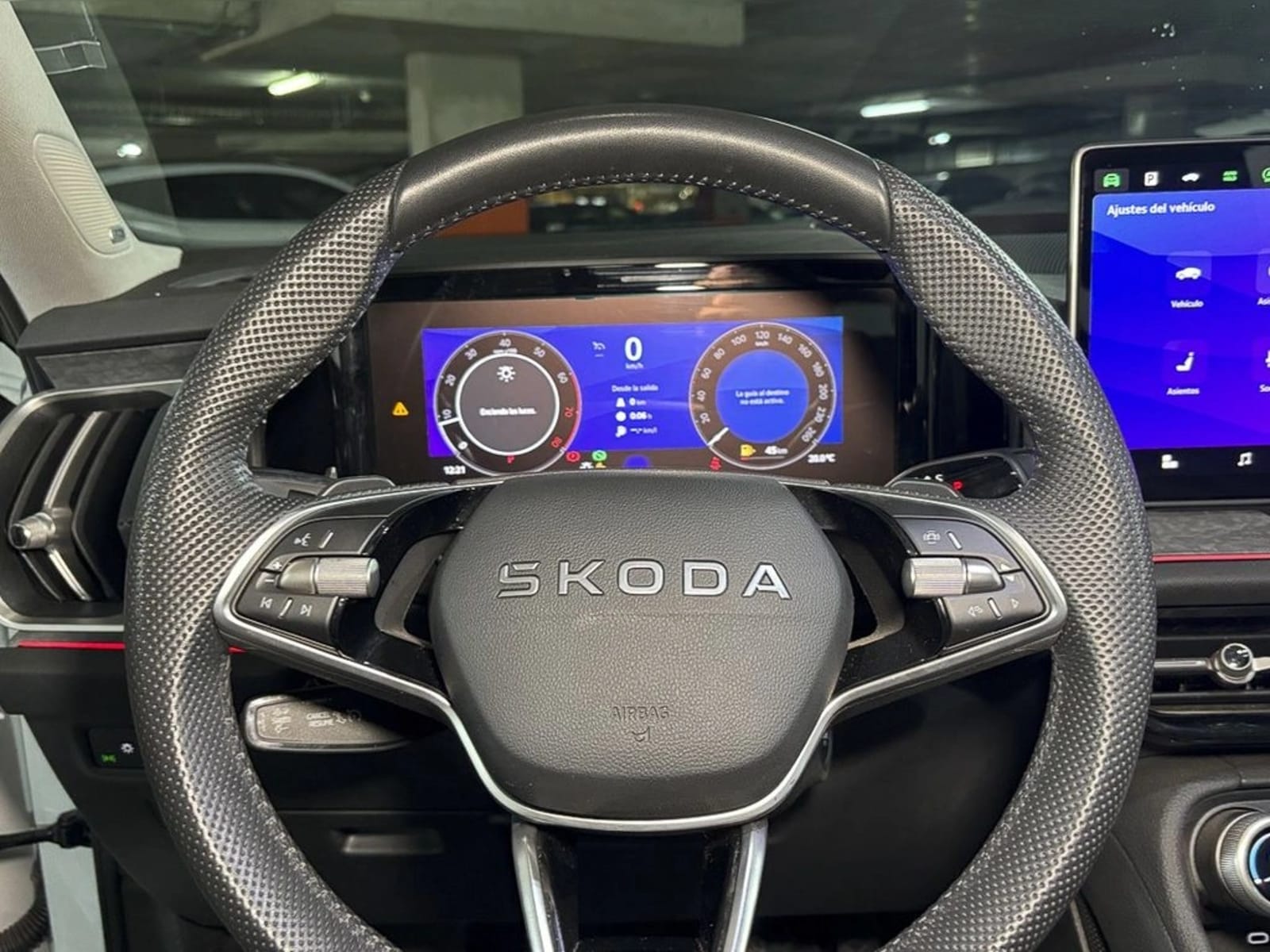 SKODA KODIAQ 2.0 TSI 4x4 - Design 2026 - Imagen 13 de 14