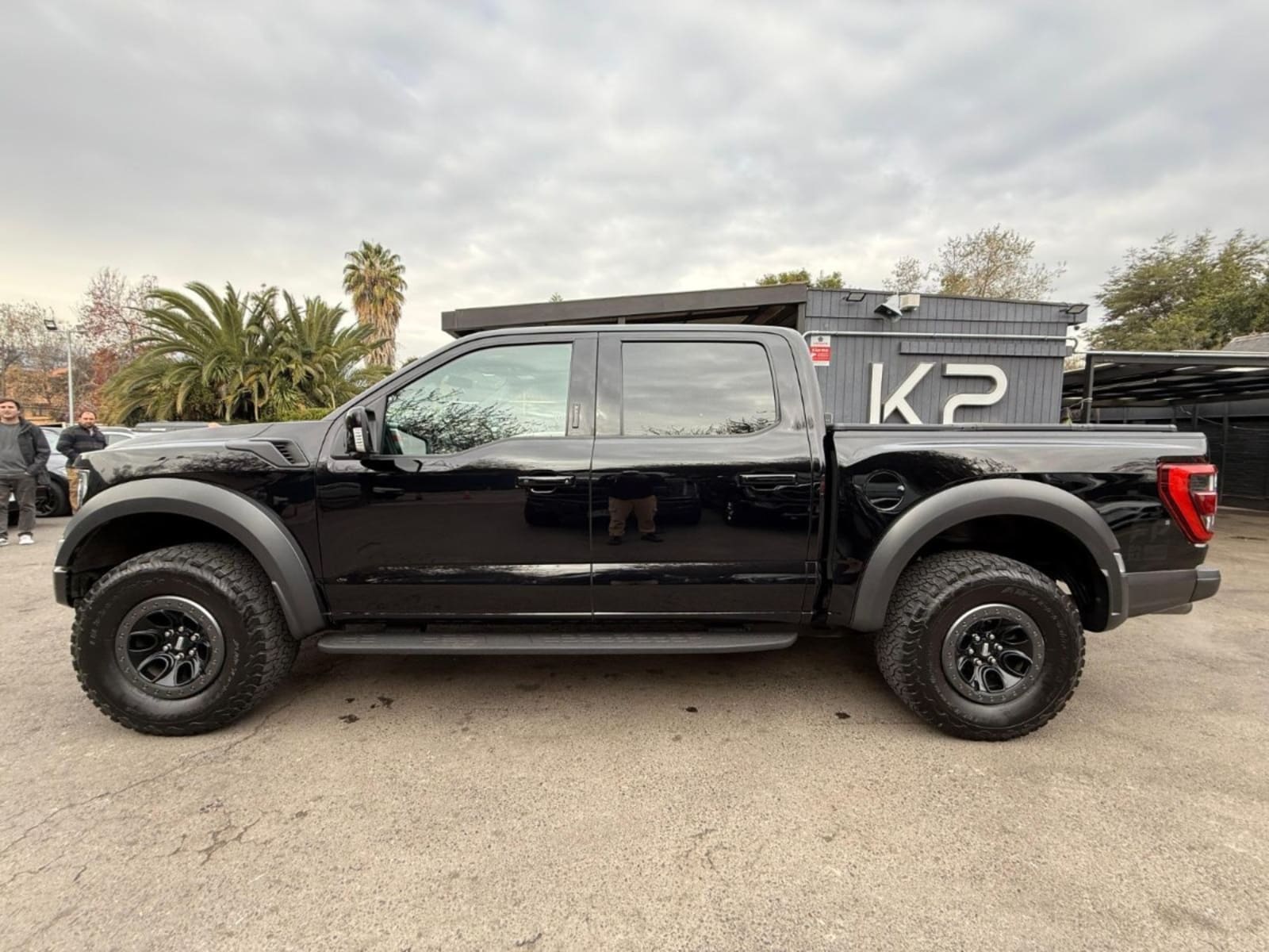 FORD F-150 RAPTOR 3.5 ECOBOOST 4WD 2024 - Imagen 4 de 18
