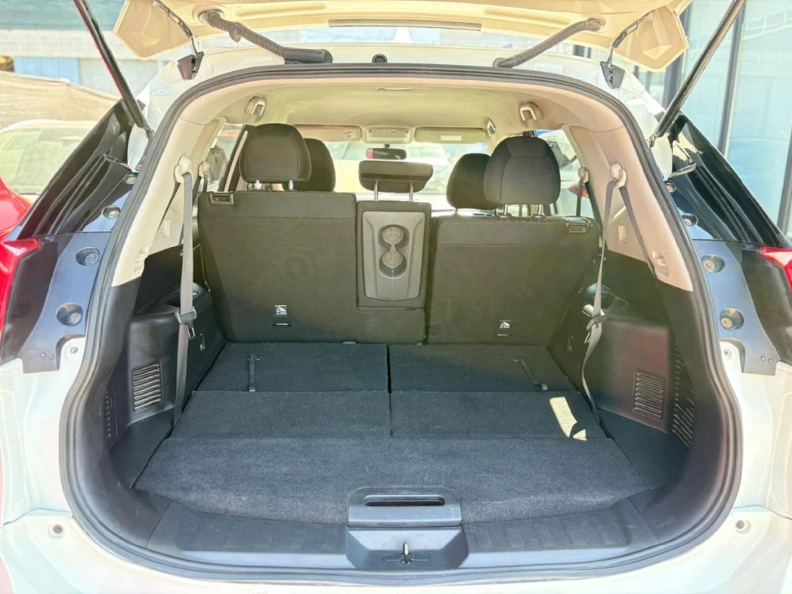 NISSAN X-TRAIL 2.5 SENSE MC 4X2 CVT AT 5P 2022 - Imagen 11 de 14
