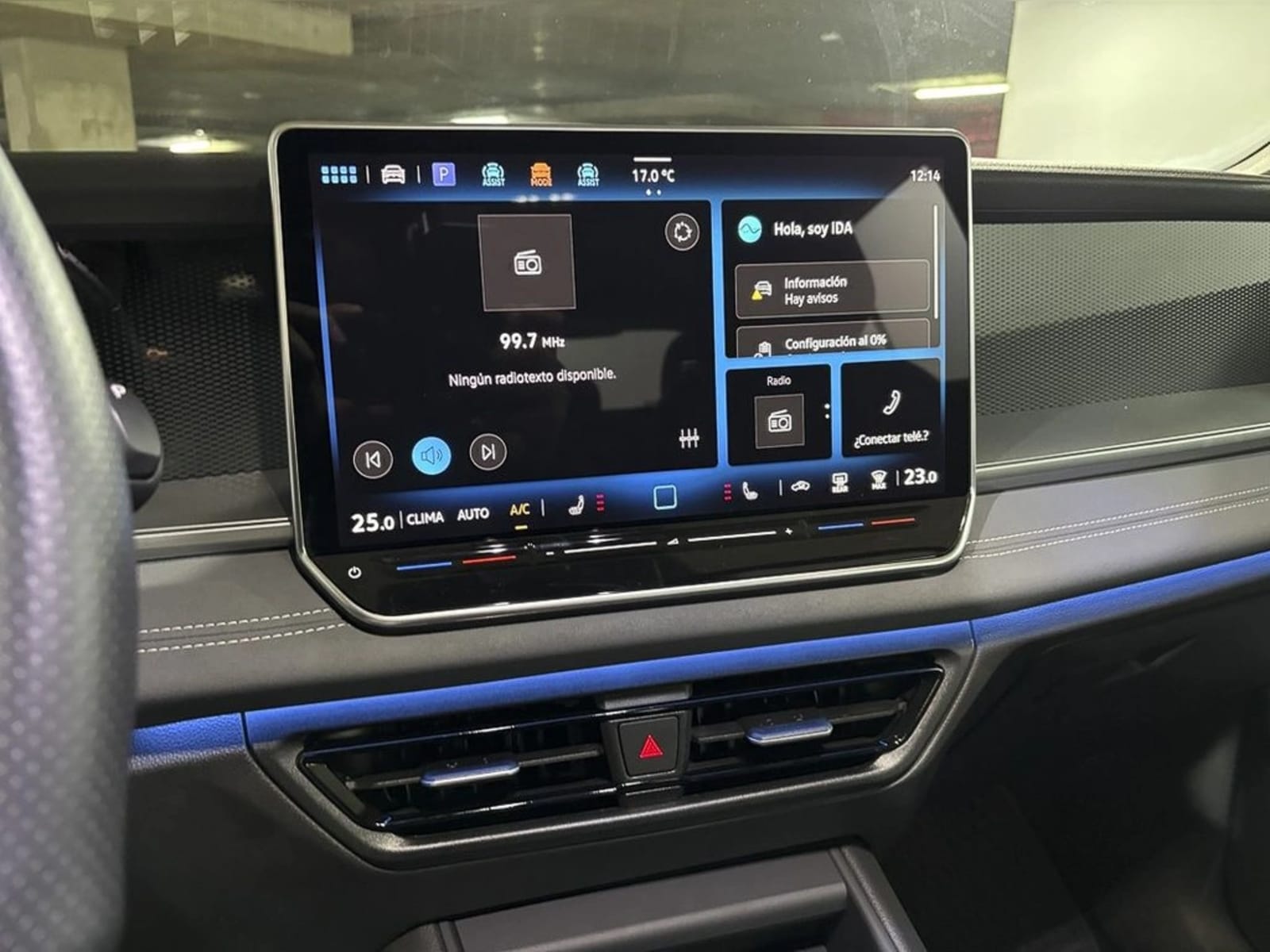 VOLKSWAGEN TIGUAN AUT 2026 - Imagen 13 de 19