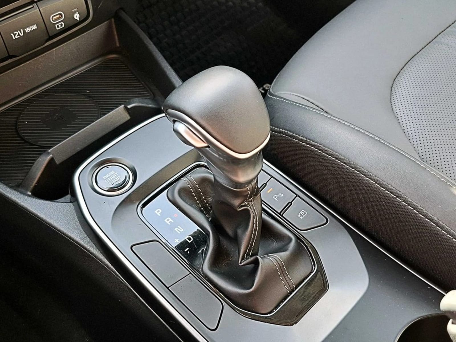 KIA K3 1.6 EX 4X2 AT 5P 2025 - Imagen 16 de 16